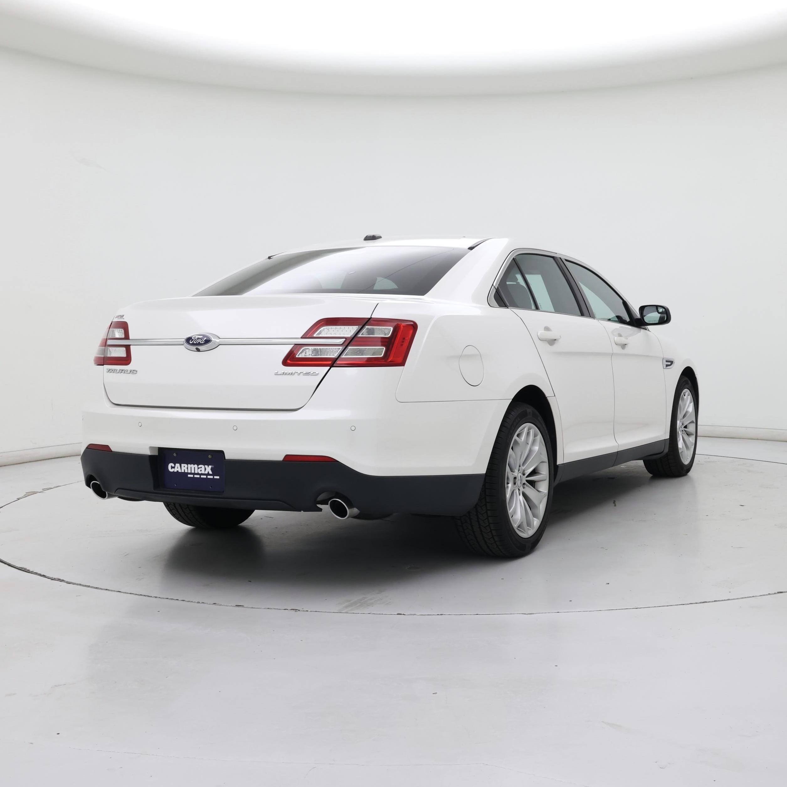 Thumbnail: 2014 Ford Taurus - 8