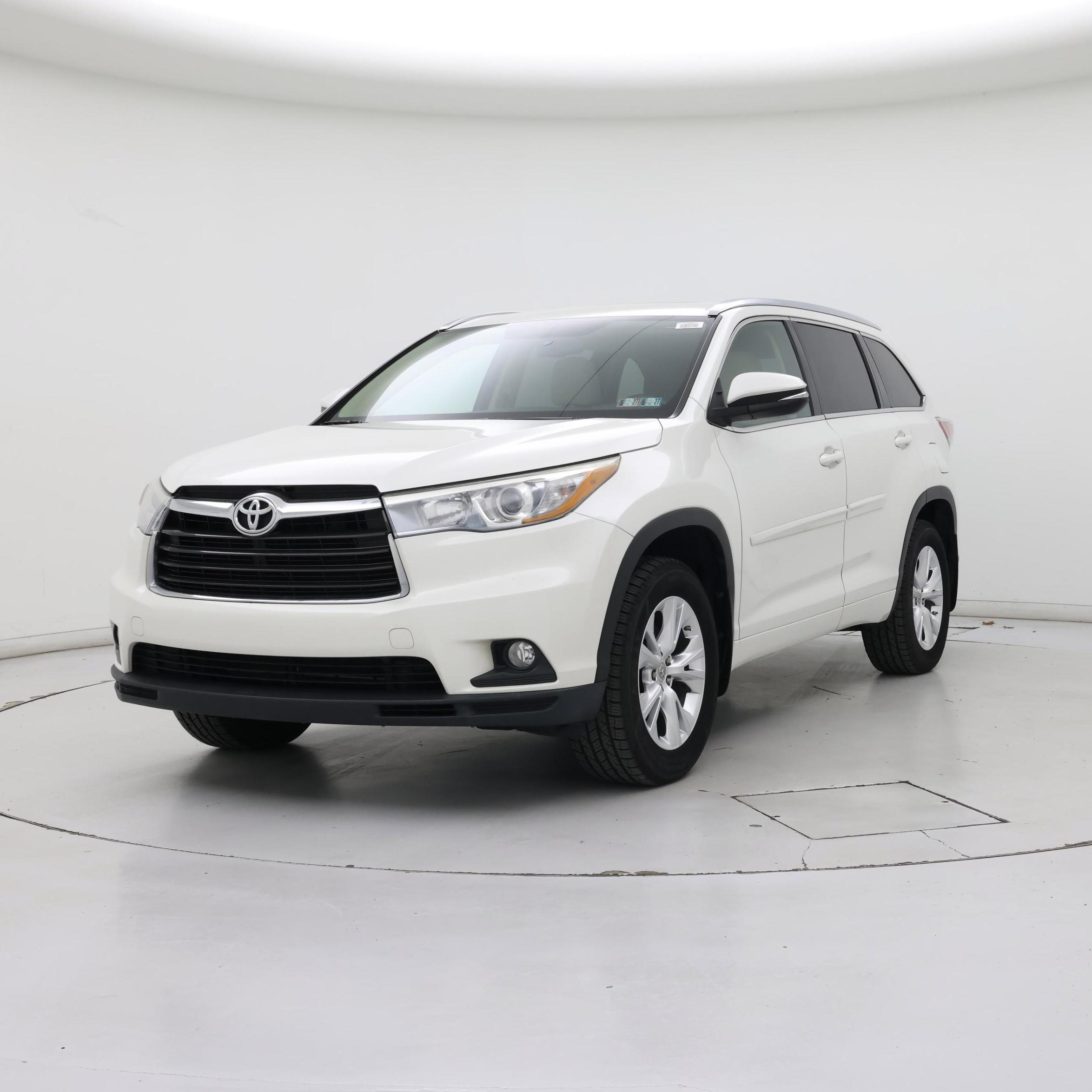 Thumbnail: 2015 Toyota Highlander - 4