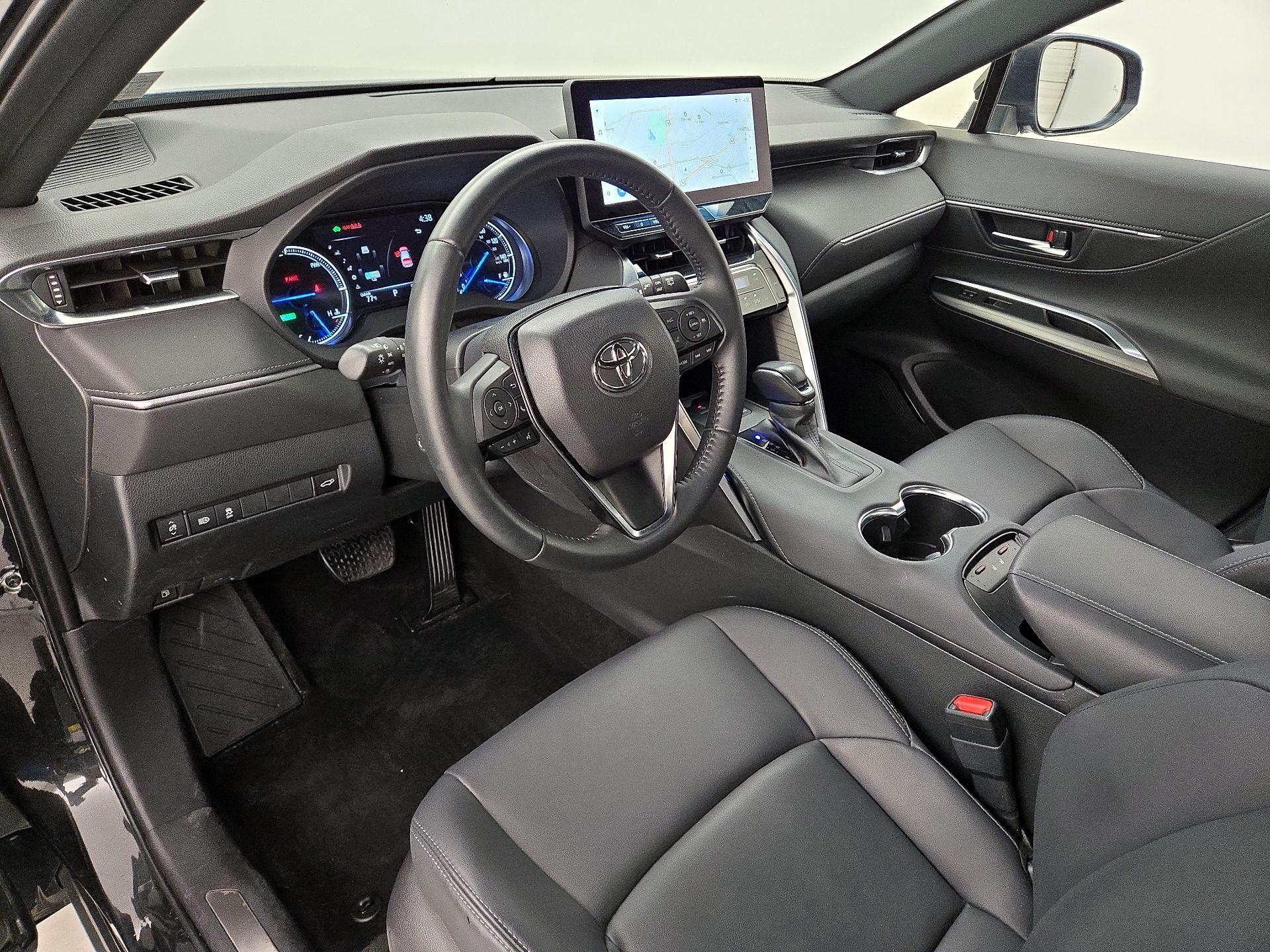 Thumbnail: 2024 Toyota Venza - 11