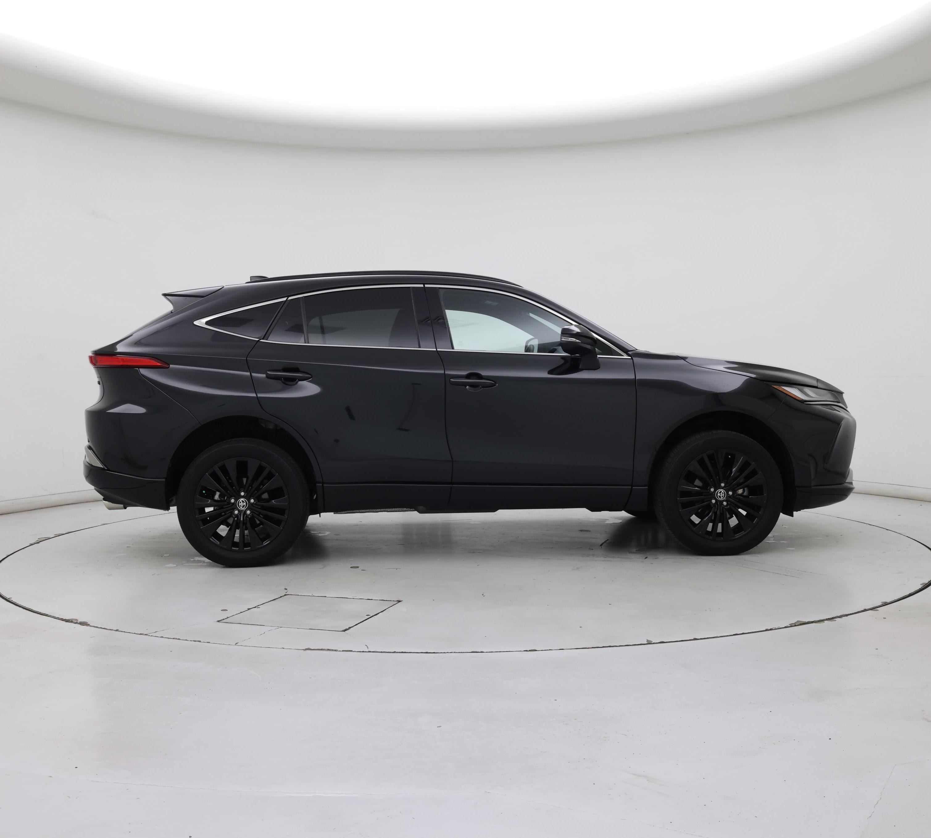 Thumbnail: 2024 Toyota Venza - 7