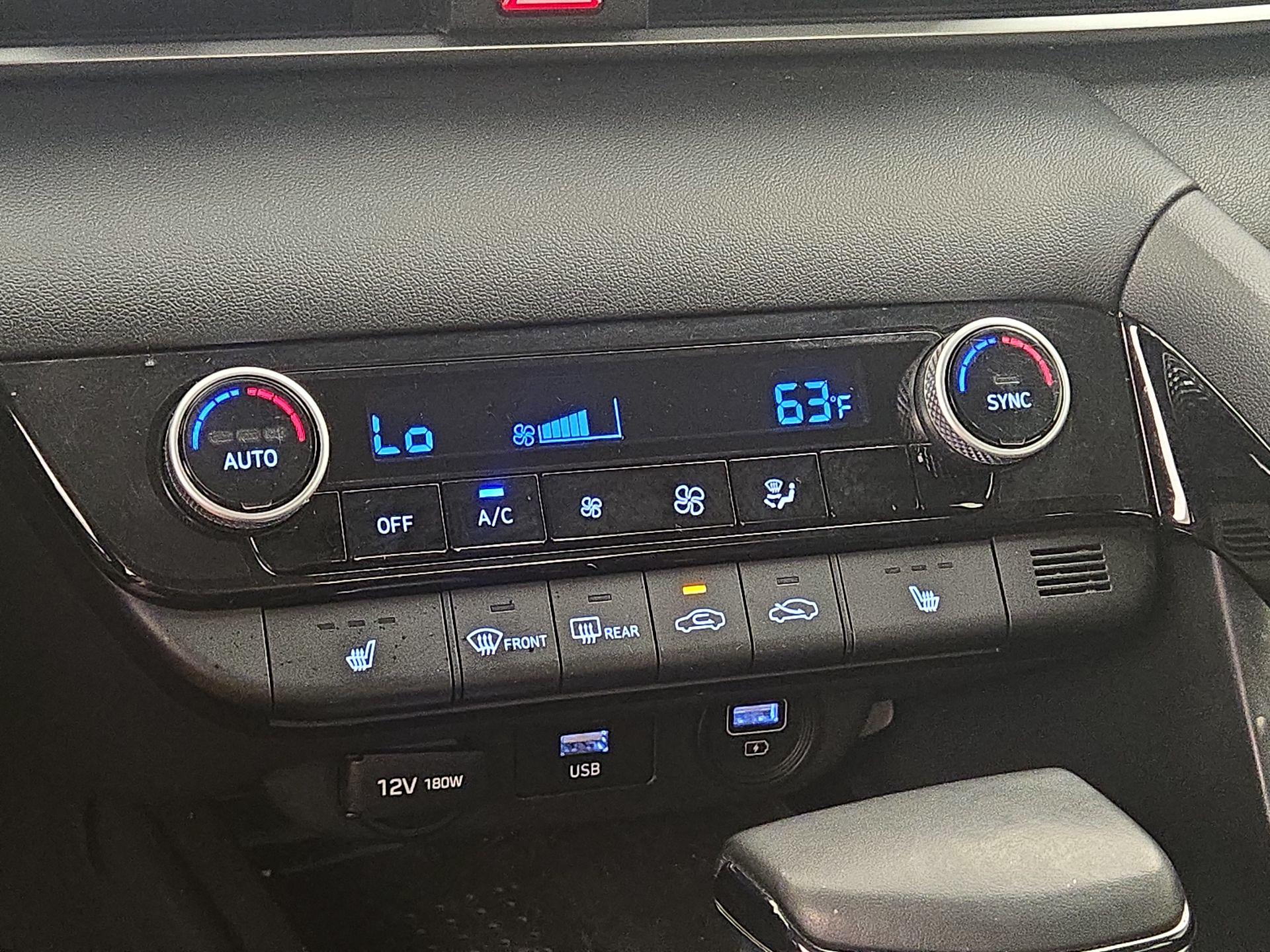 Thumbnail: 2021 Hyundai Elantra - 16
