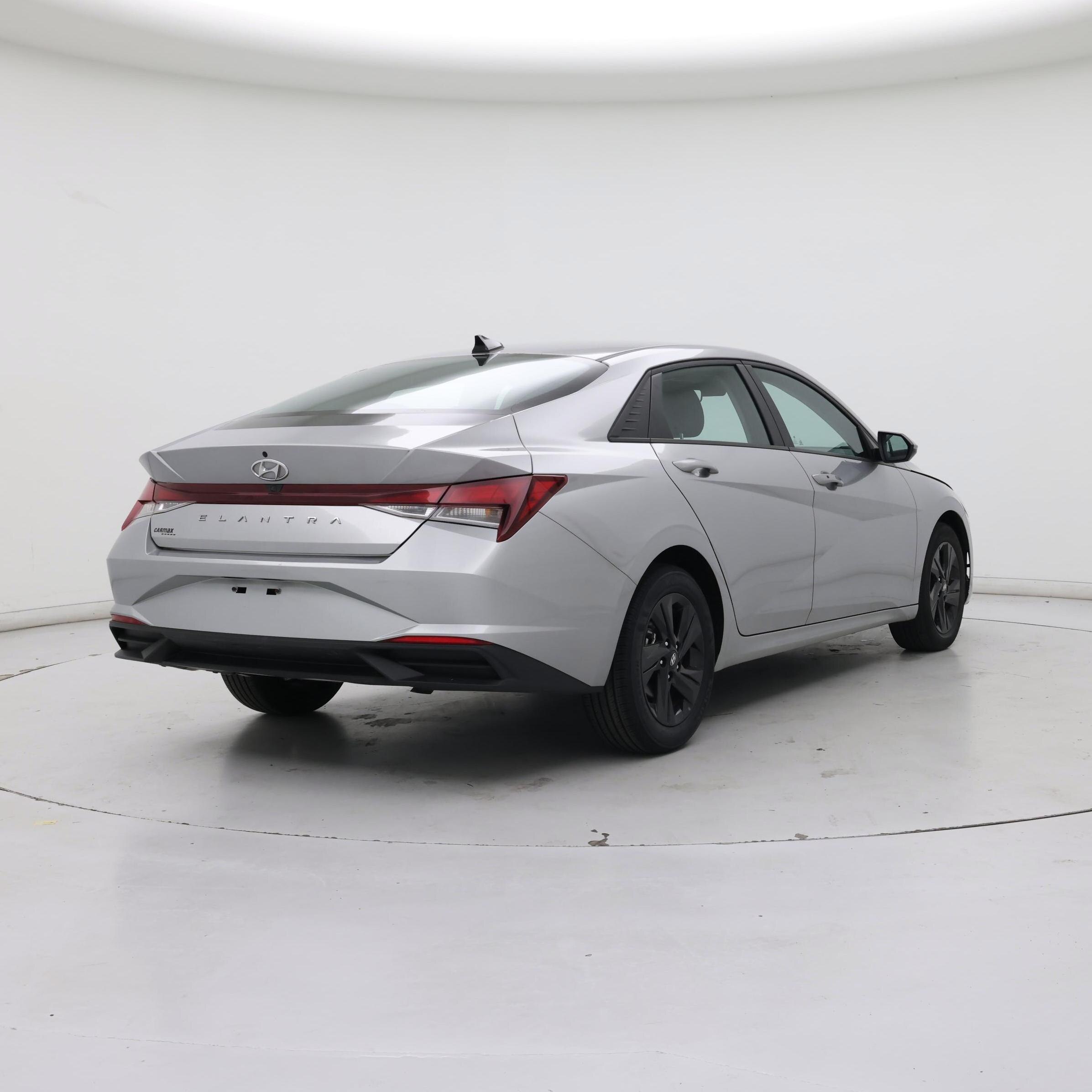 Thumbnail: 2021 Hyundai Elantra - 8