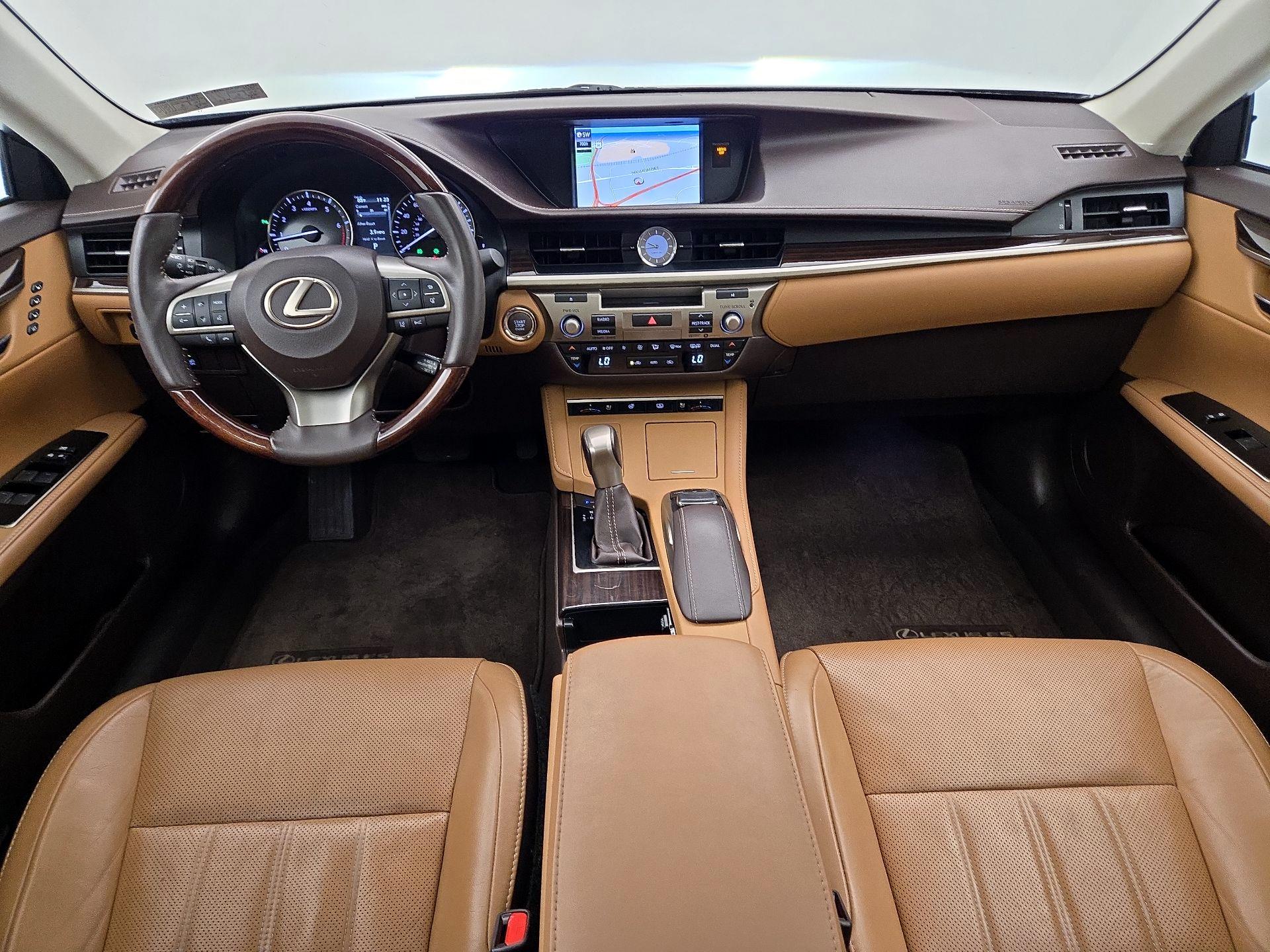 Thumbnail: 2017 Lexus ES - 9
