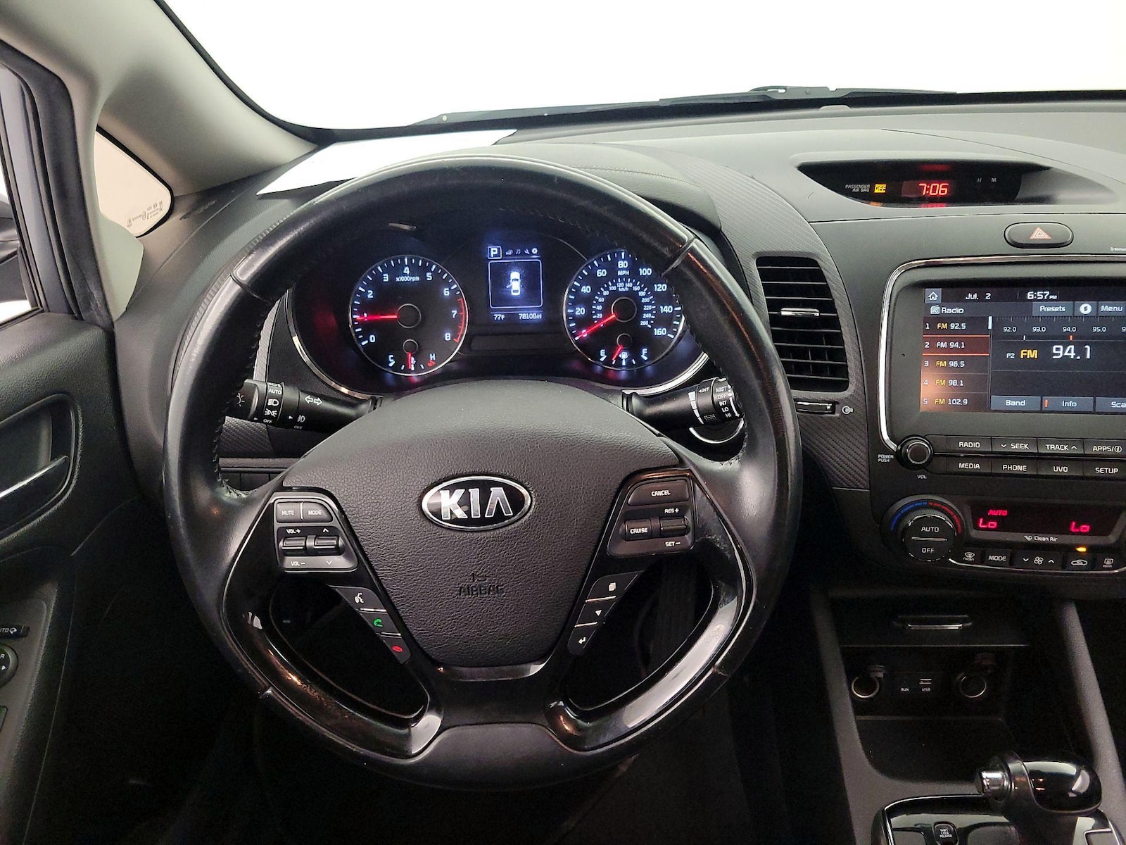 2017 Kia Forte EX - Photo 11