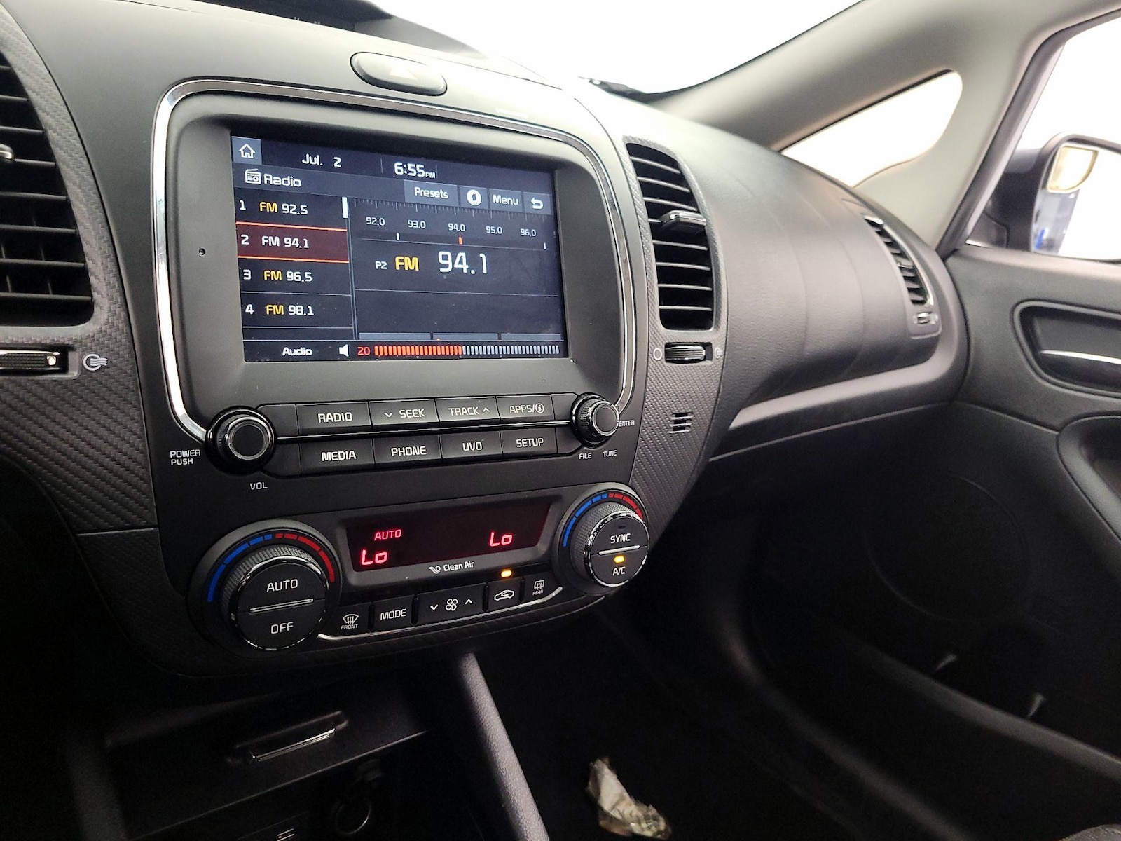 2017 Kia Forte EX - Photo 16