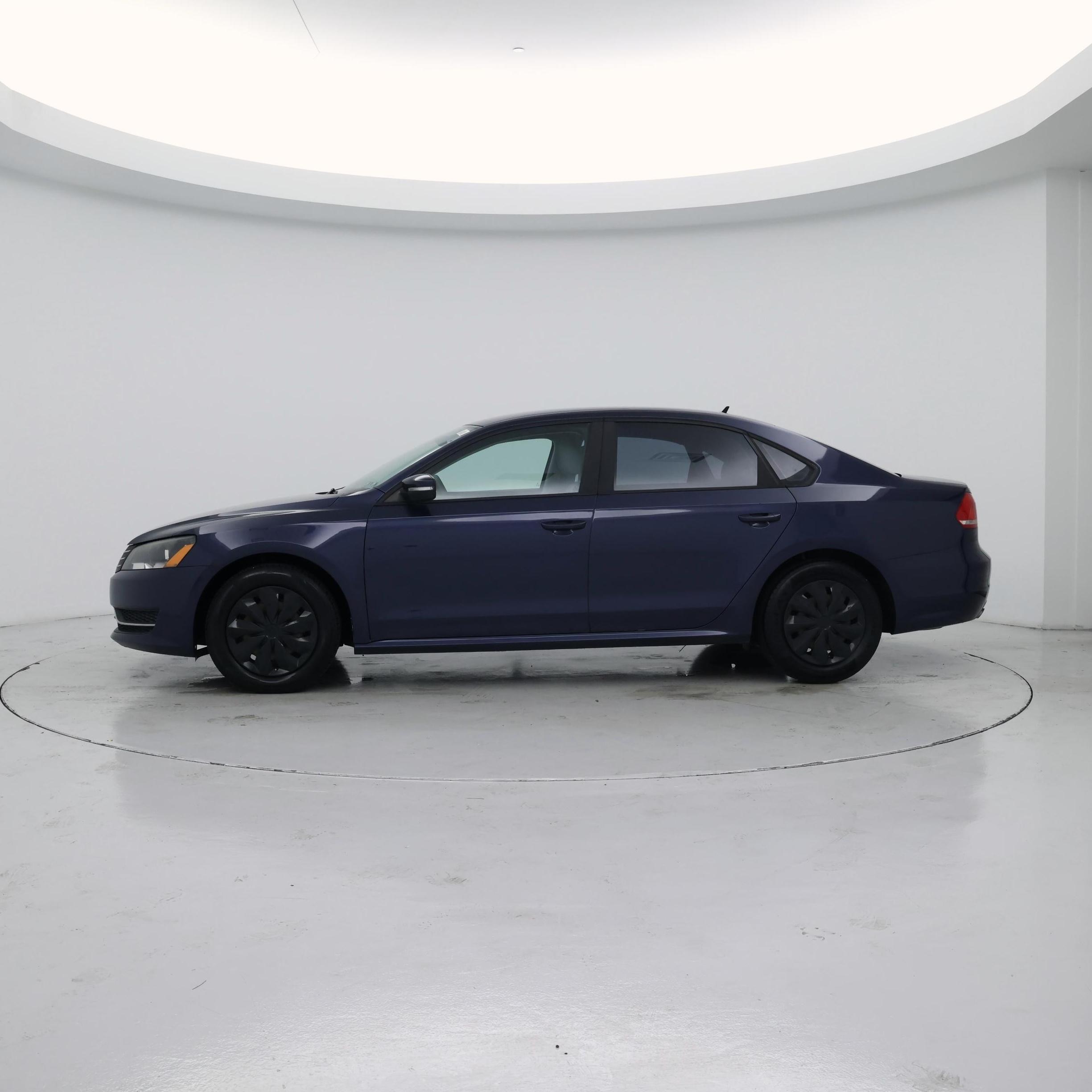 Thumbnail: 2015 Volkswagen Passat - 3