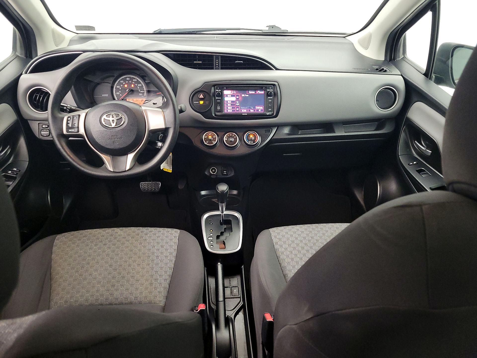 Thumbnail: 2015 Toyota Yaris - 9