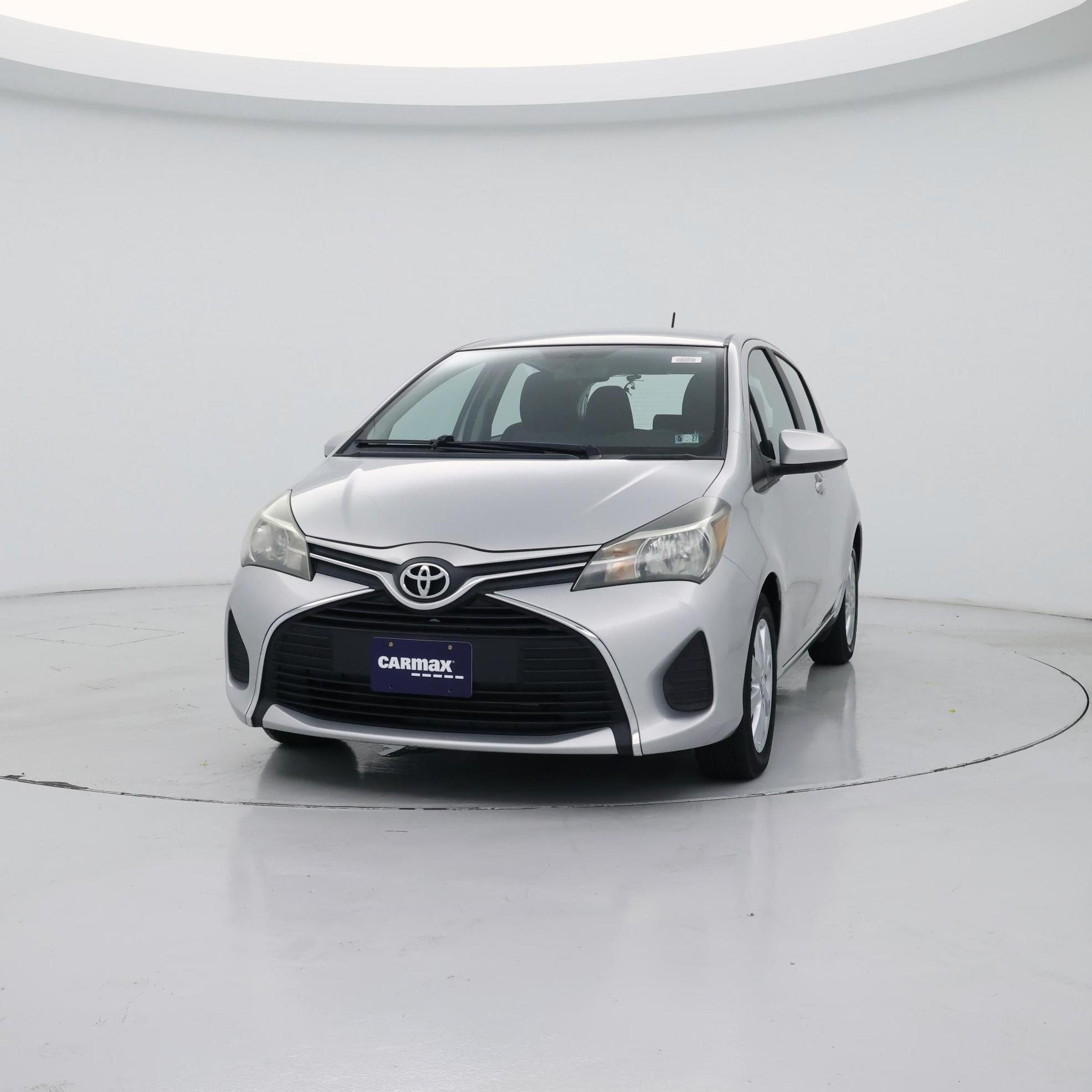 Thumbnail: 2015 Toyota Yaris - 4