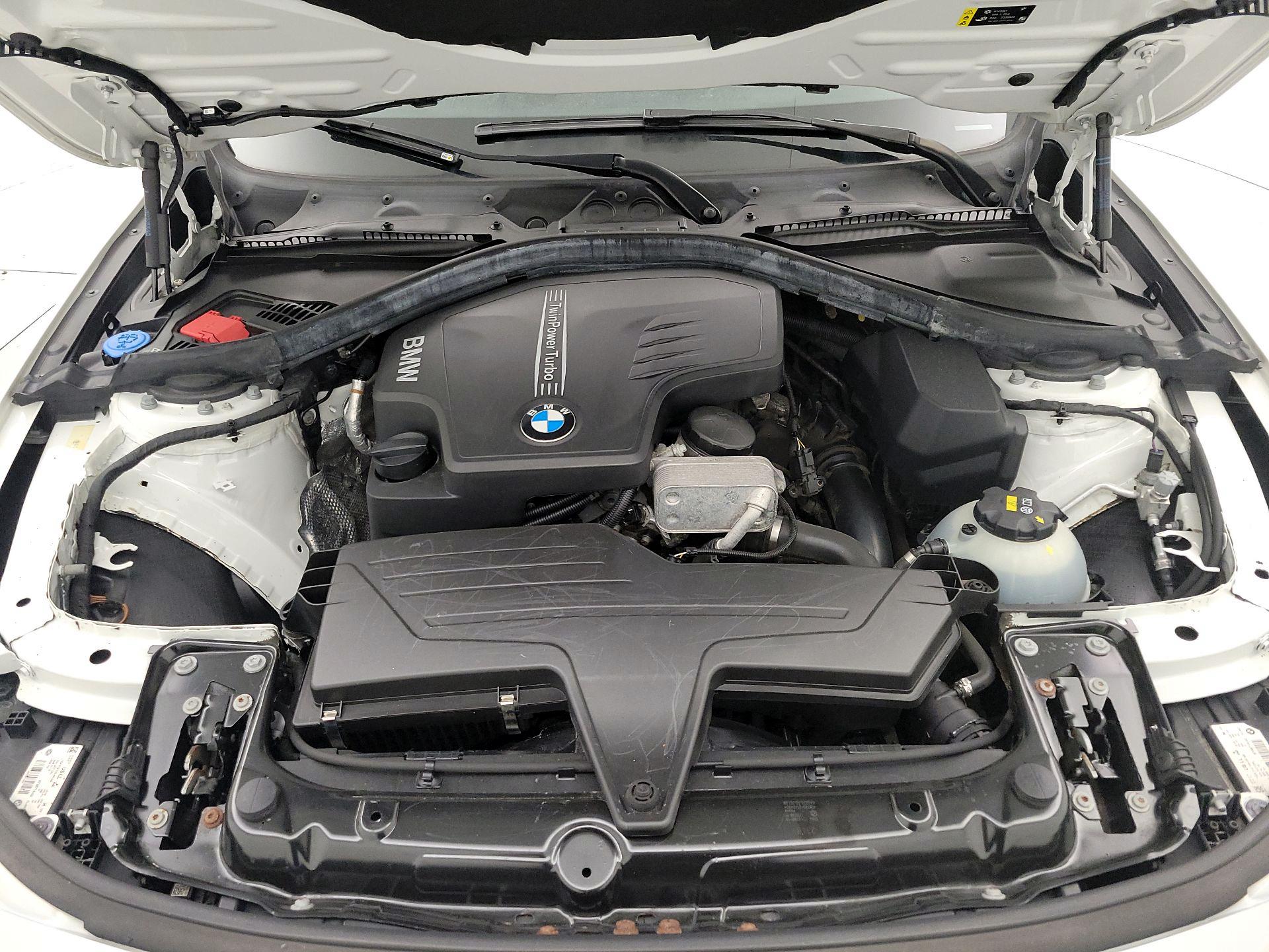 Thumbnail: 2018 BMW 3 Series - 20