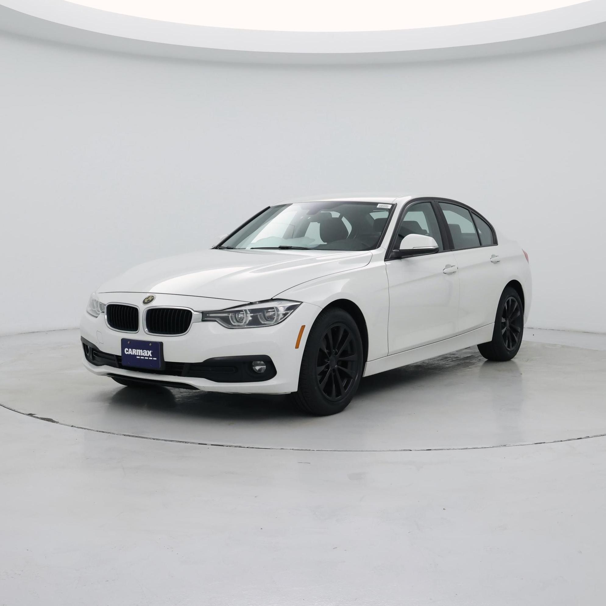 Thumbnail: 2018 BMW 3 Series - 4