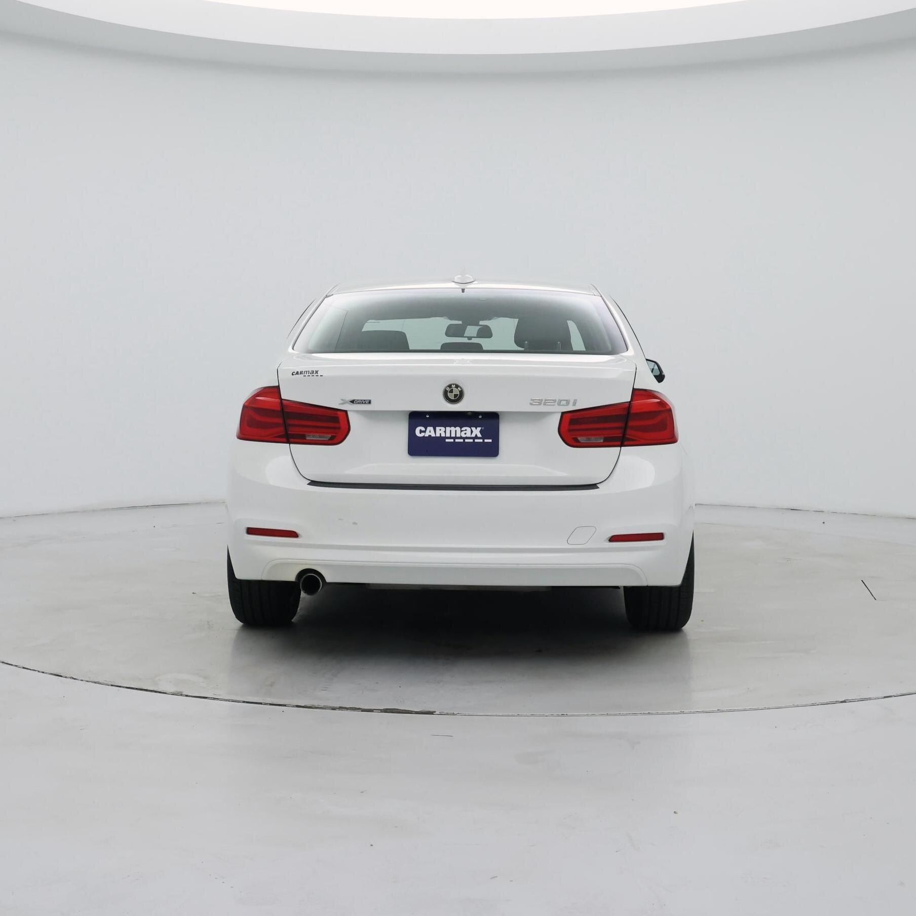 Thumbnail: 2018 BMW 3 Series - 6