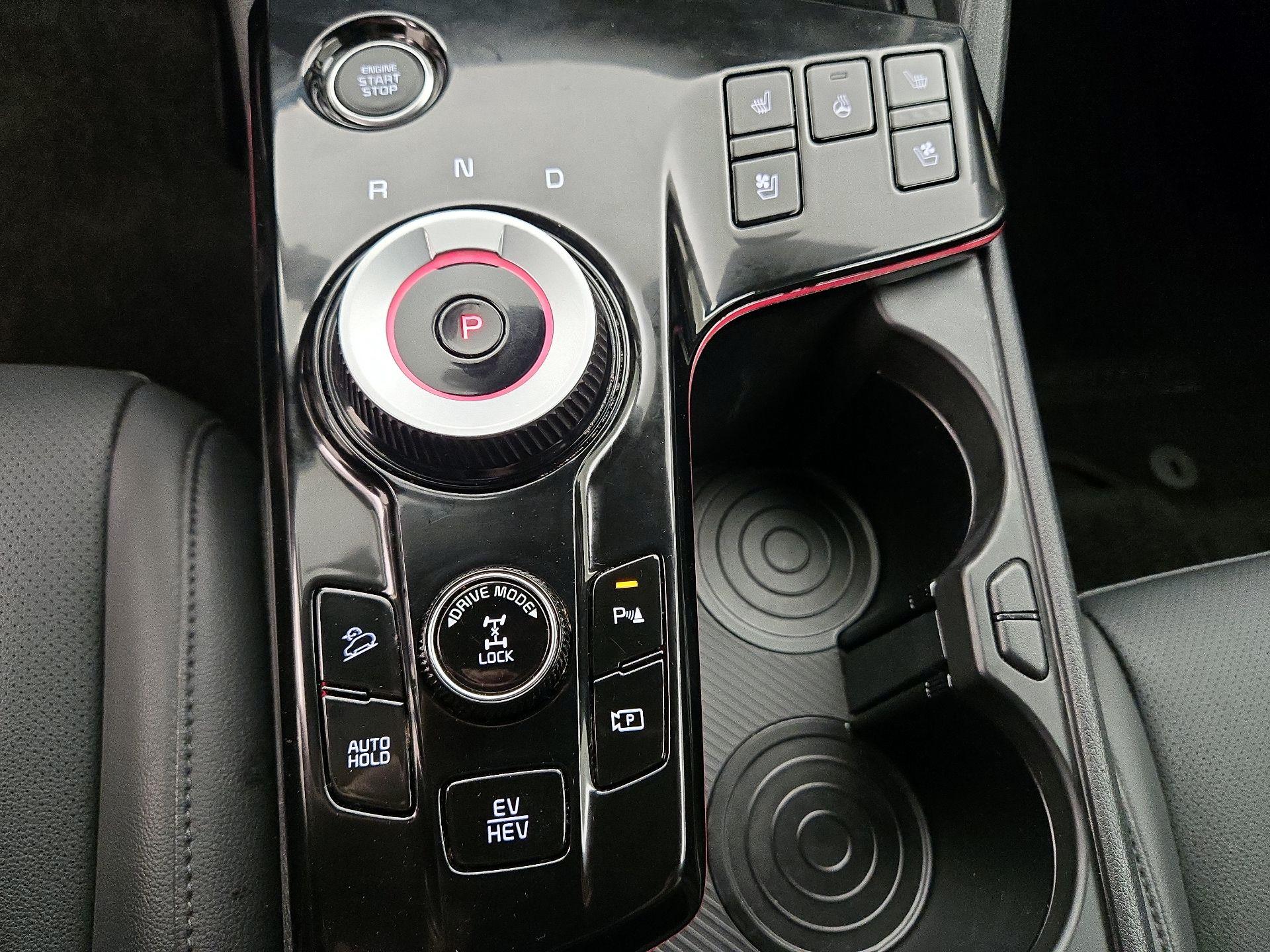 Thumbnail: 2025 Kia Sportage - 17
