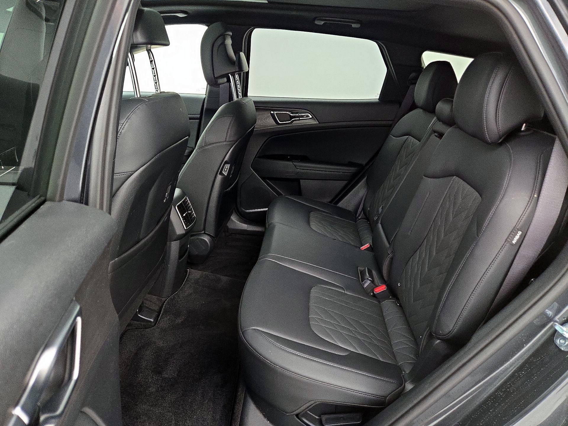 Thumbnail: 2025 Kia Sportage - 20