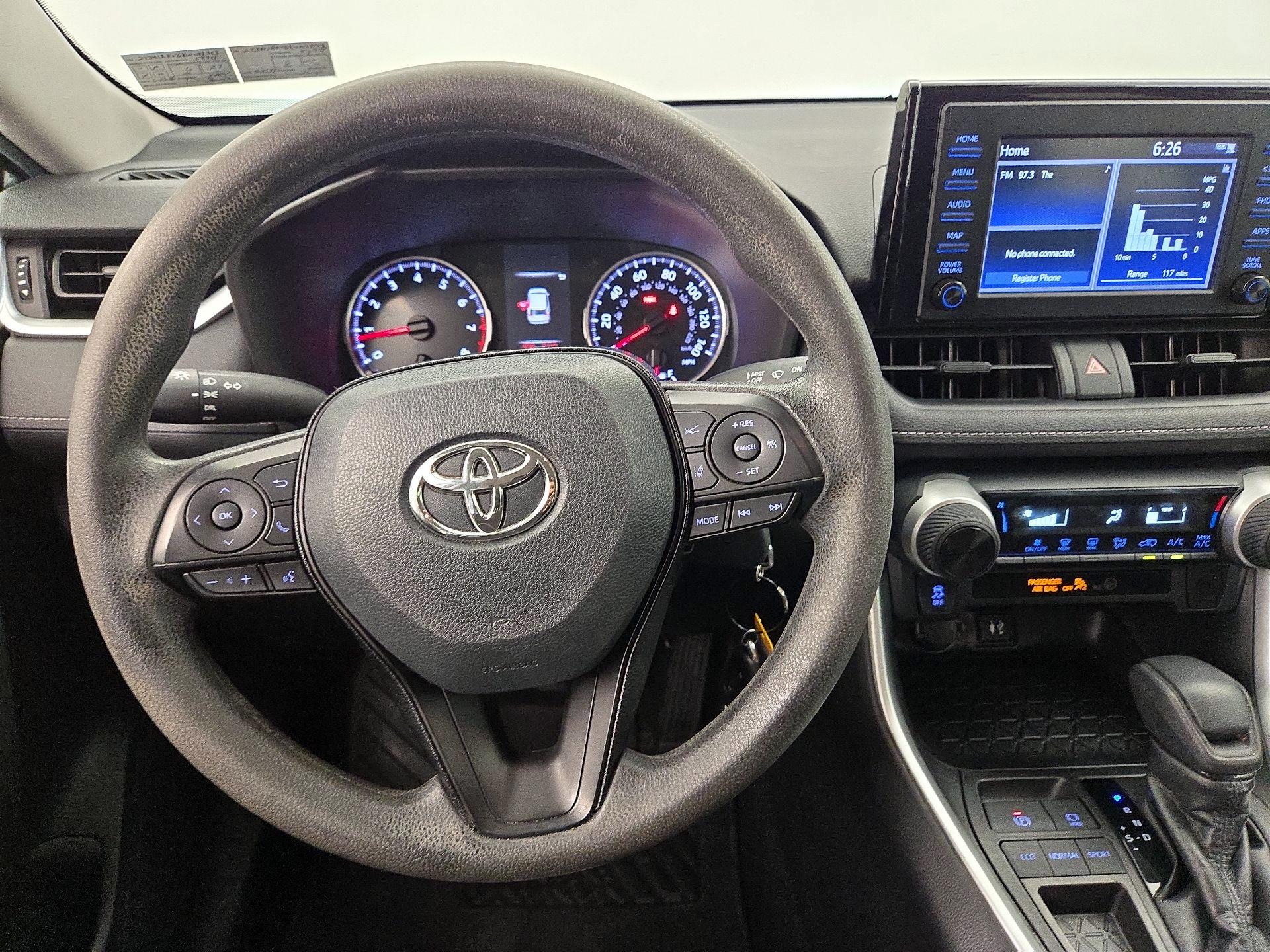 Thumbnail: 2019 Toyota RAV4 - 10