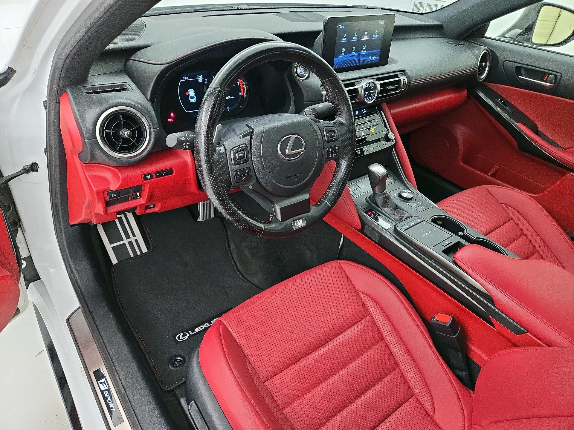 Thumbnail: 2021 Lexus IS - 11