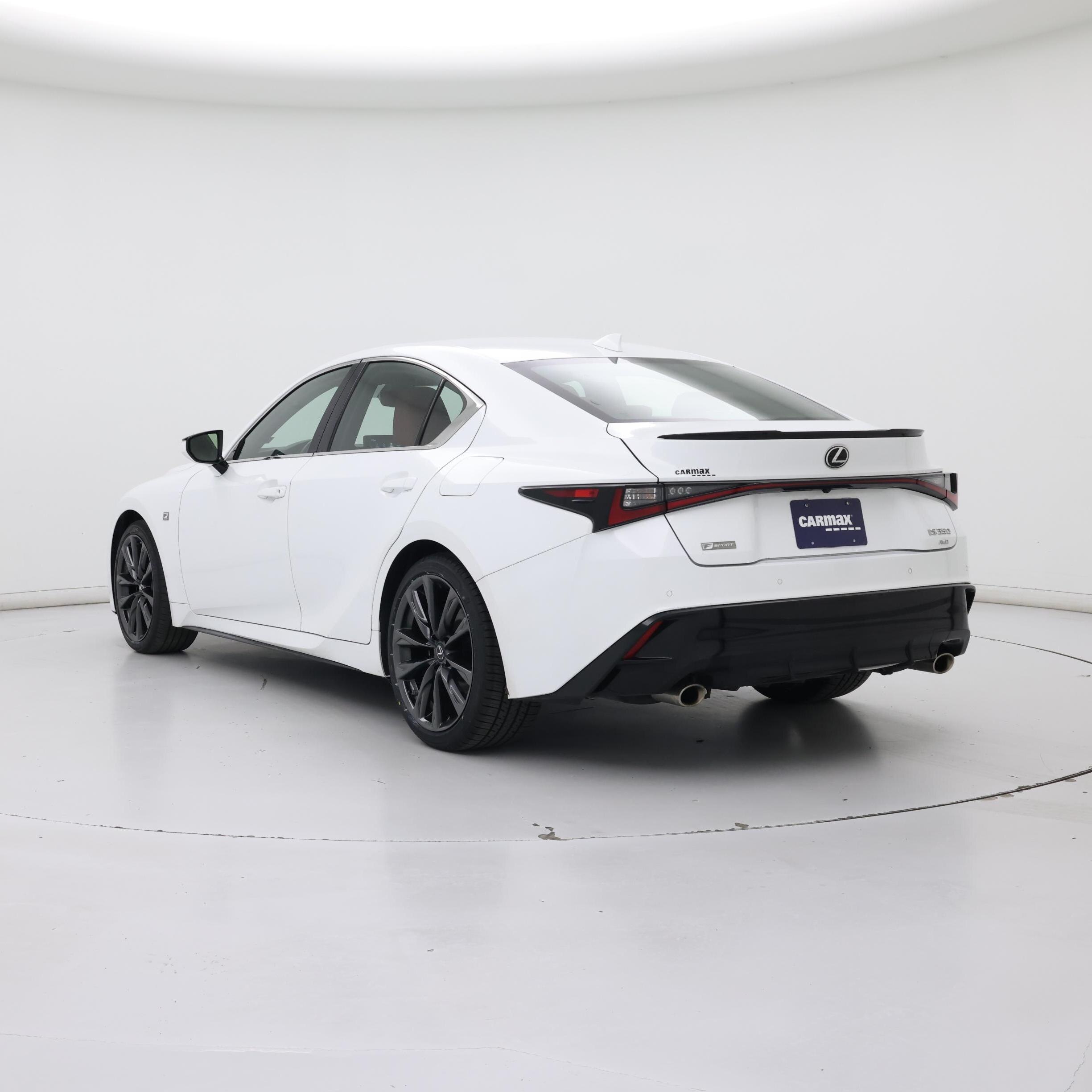 Thumbnail: 2021 Lexus IS - 2