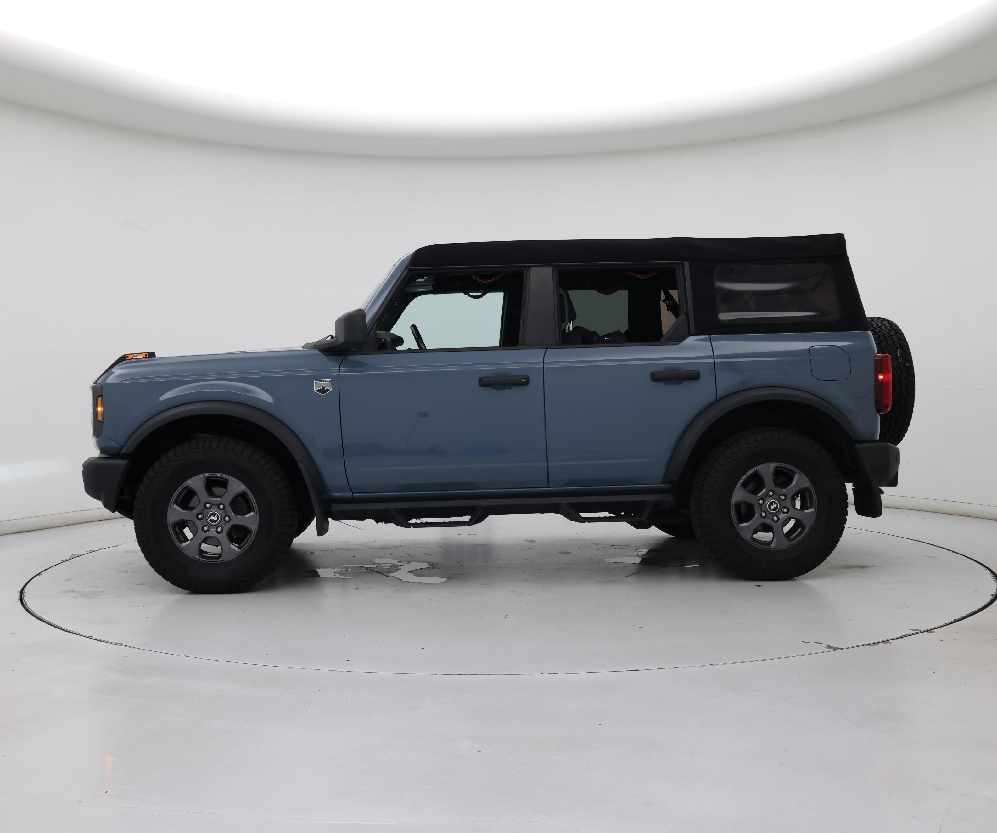 Thumbnail: 2022 Ford Bronco - 3