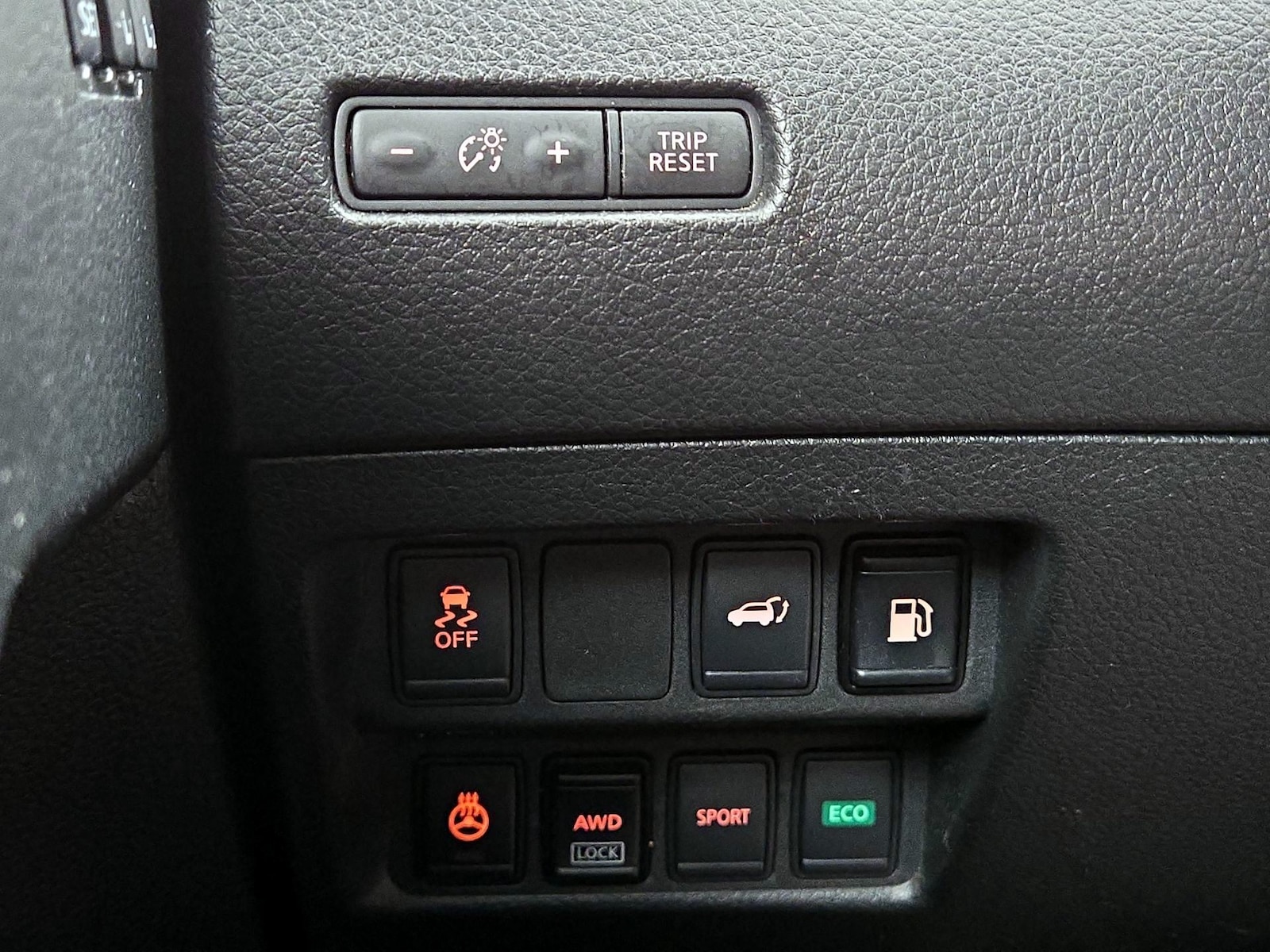 2018 Nissan Rogue SV - Photo 14