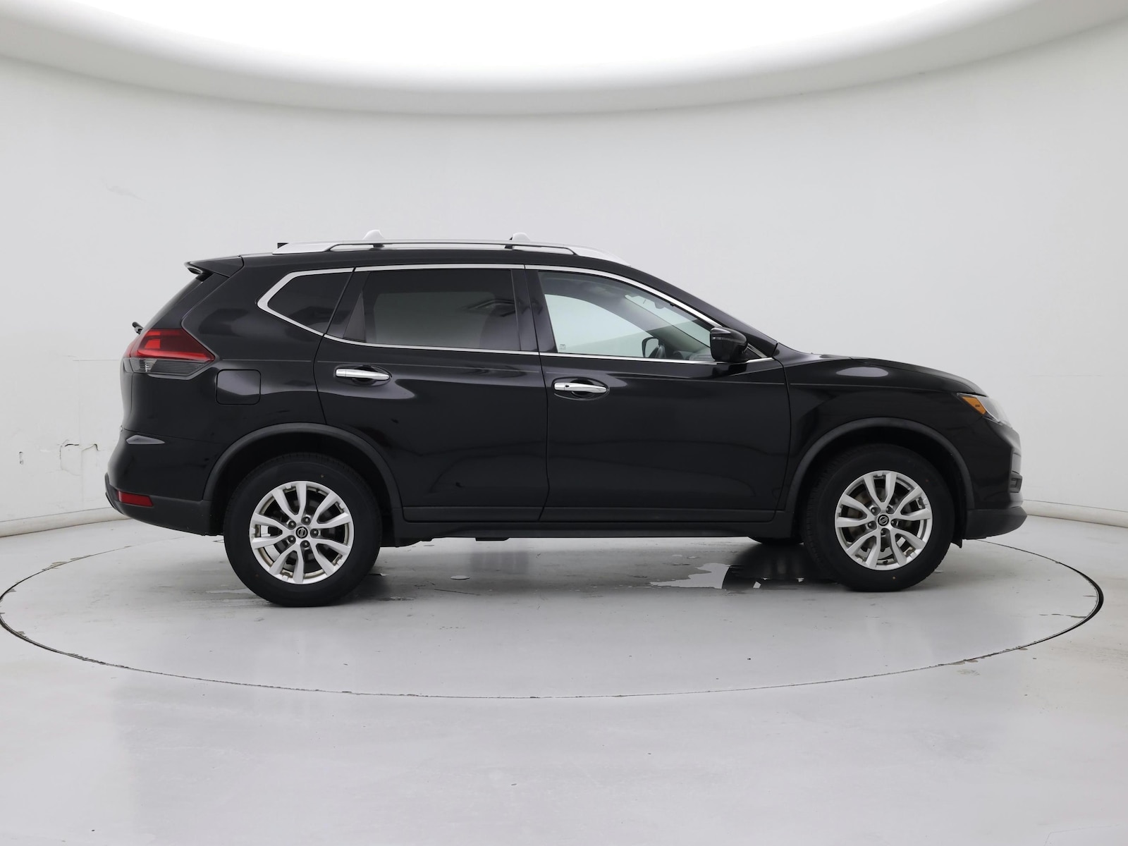 2018 Nissan Rogue SV - Photo 8