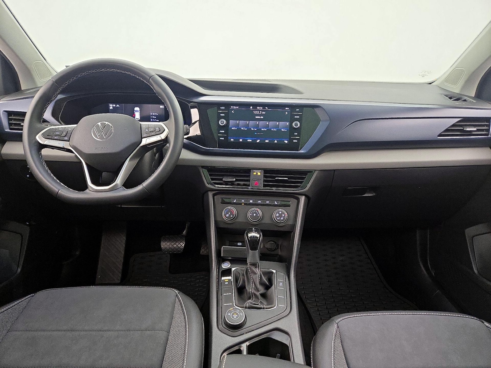 2022 Volkswagen Taos SE - Photo 10