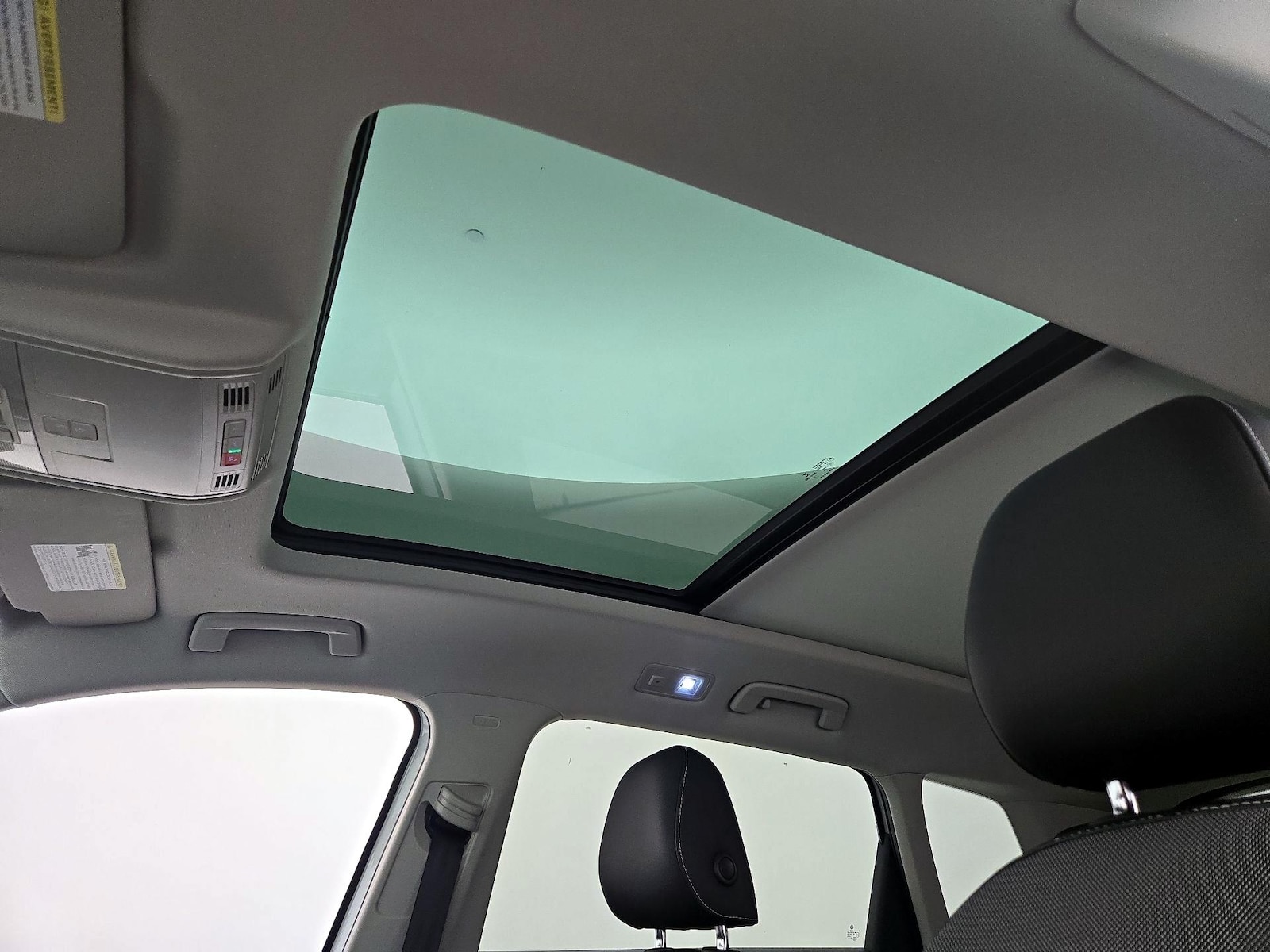 2022 Volkswagen Taos SE - Photo 19