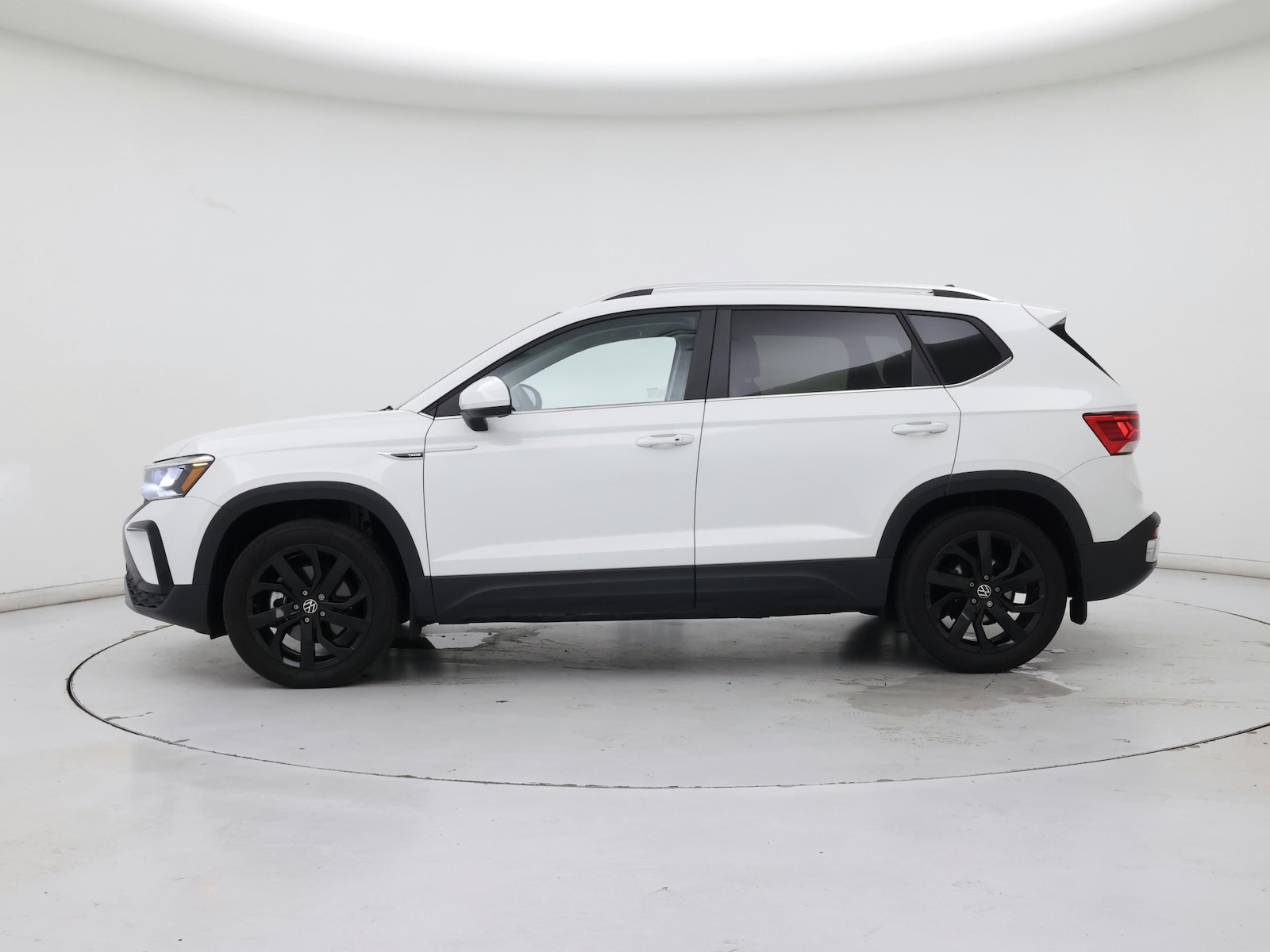 2022 Volkswagen Taos SE - Photo 4