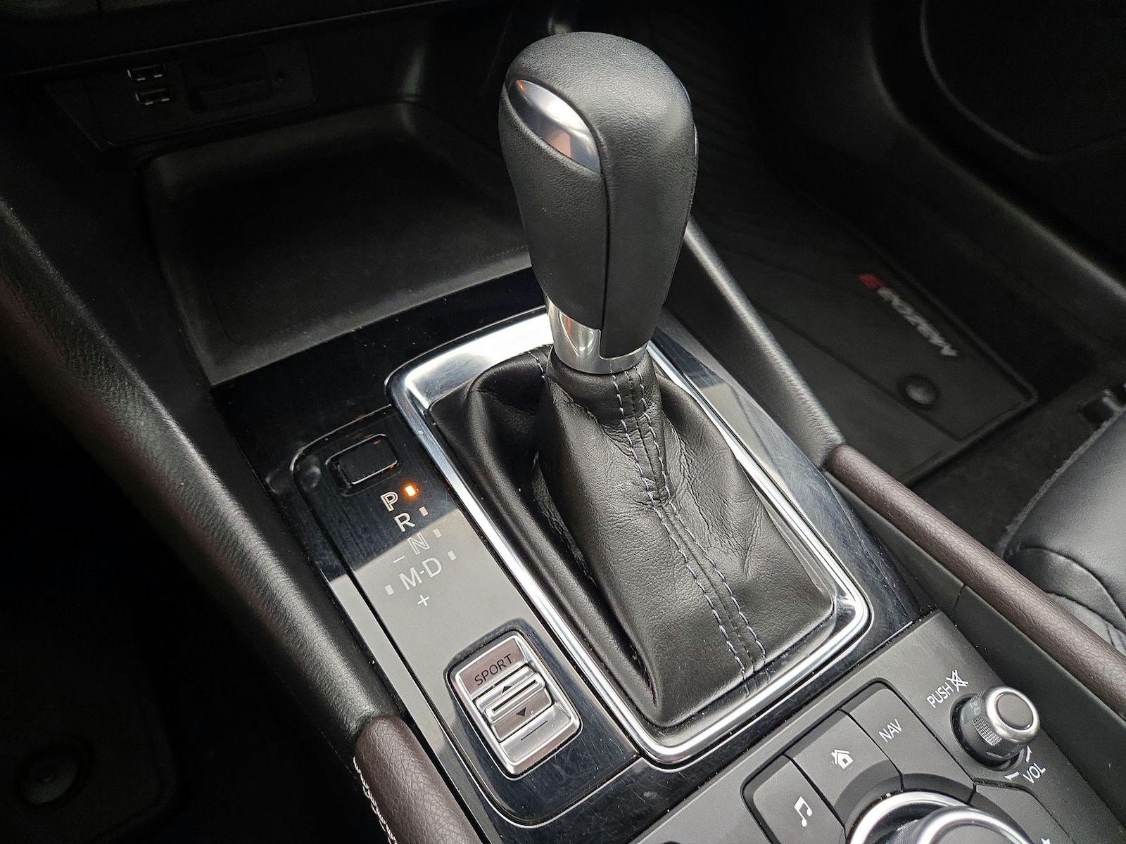 2017 Mazda Mazda3 Touring - Photo 18