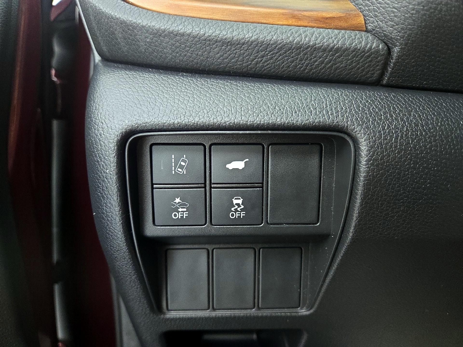 Thumbnail: 2017 Honda CR-V - 13