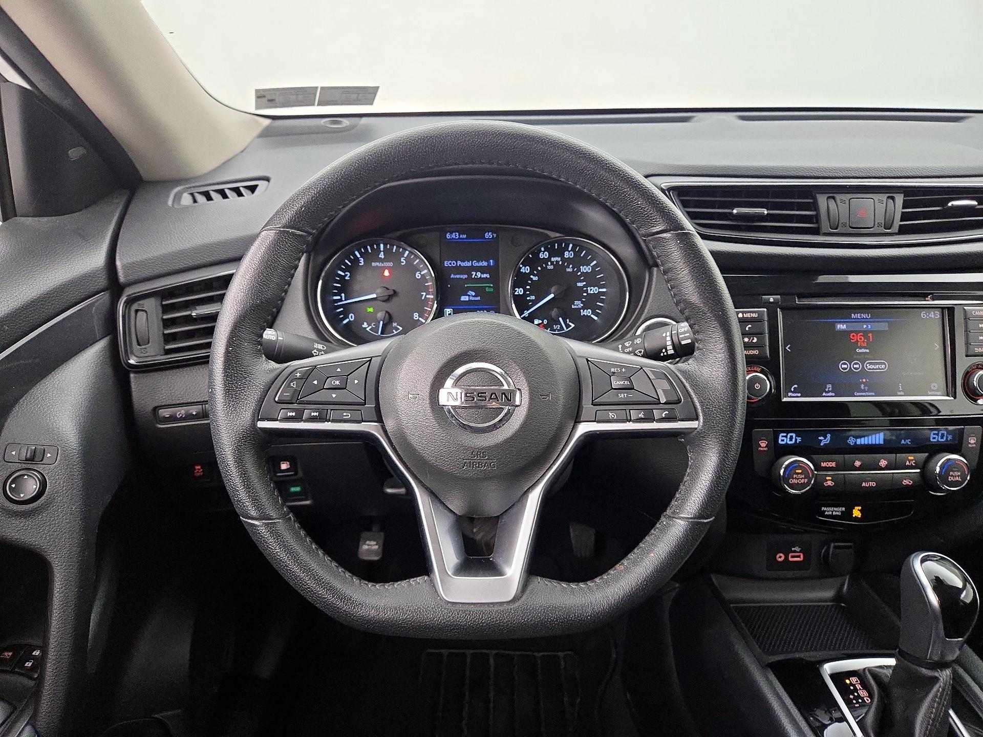 Thumbnail: 2020 Nissan Rogue - 10