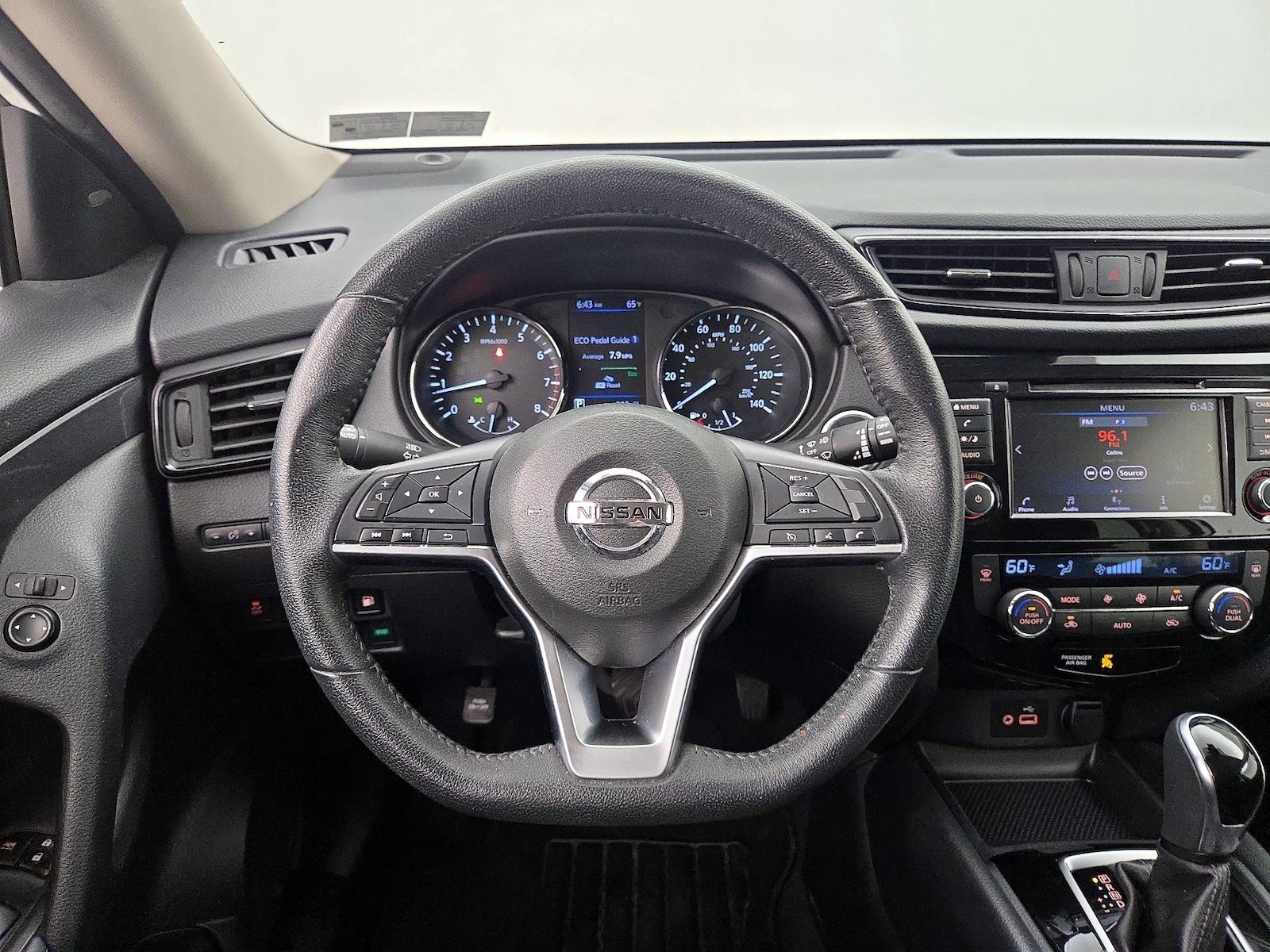2020 Nissan Rogue SV - Photo 11