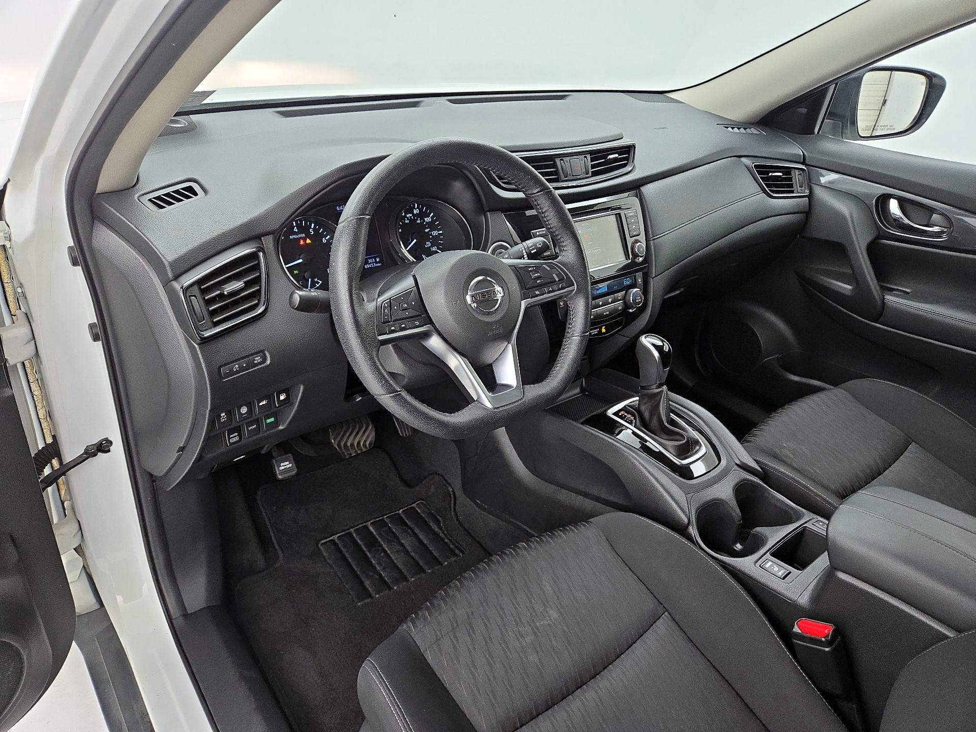 Thumbnail: 2020 Nissan Rogue - 11