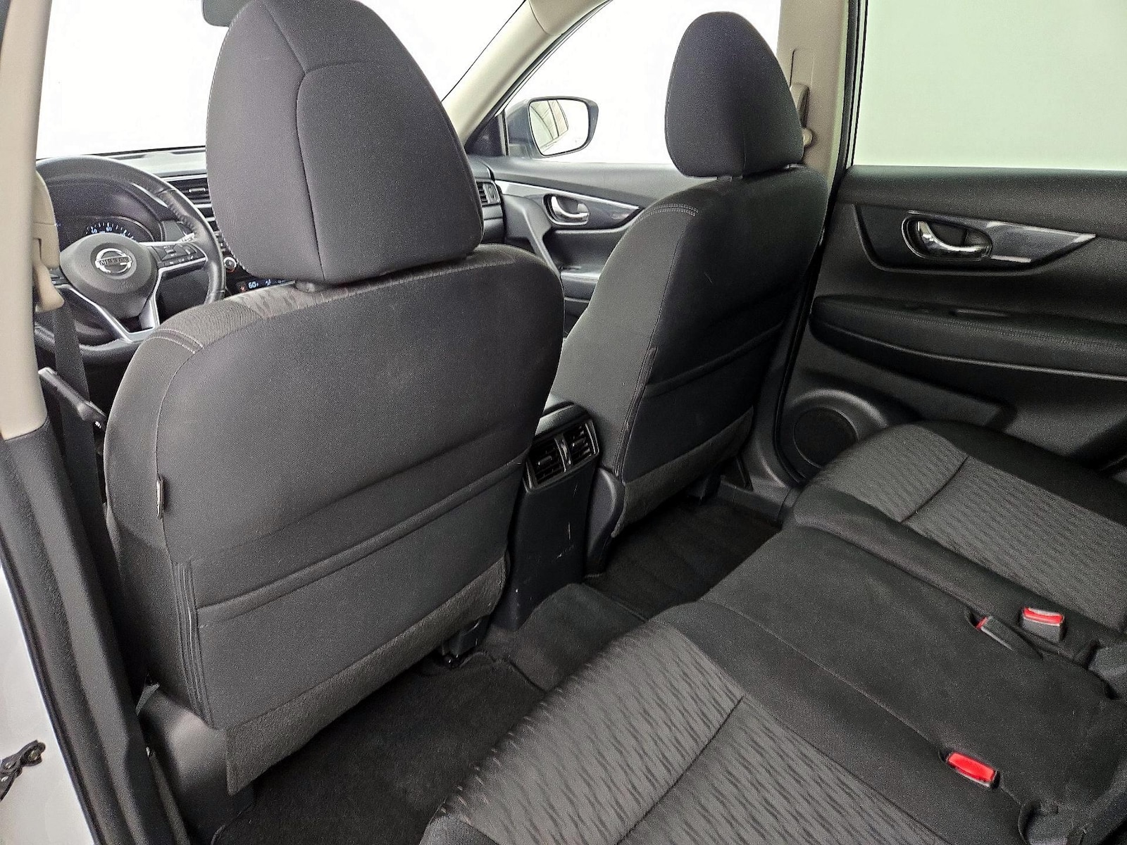 2020 Nissan Rogue SV - Photo 20