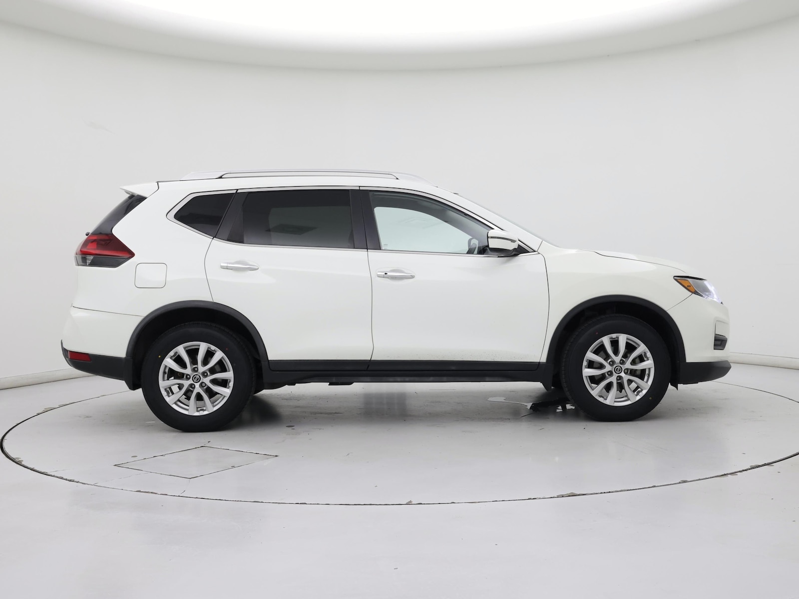 2020 Nissan Rogue SV - Photo 8