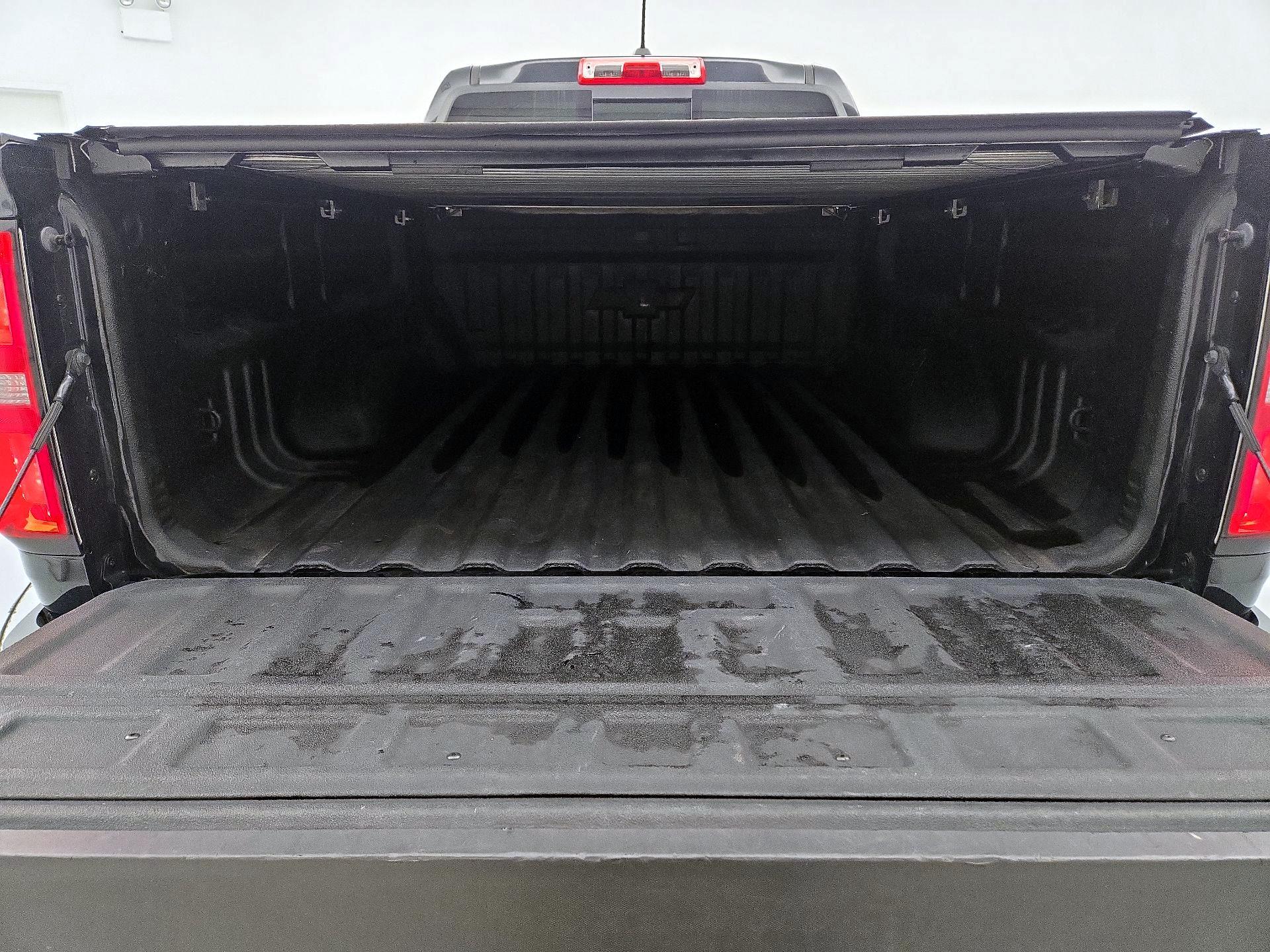 Thumbnail: 2020 Chevrolet Colorado - 18