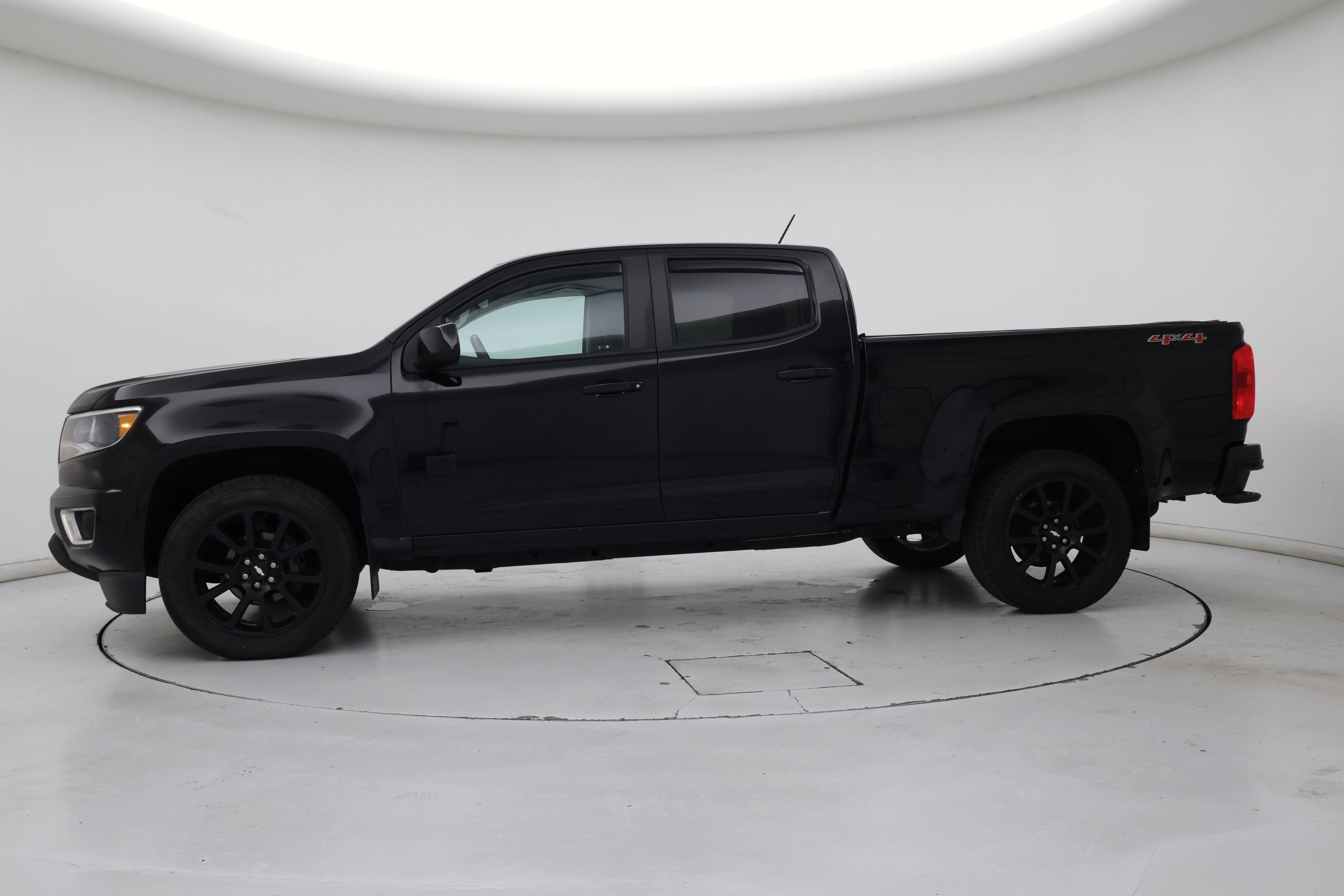 Thumbnail: 2020 Chevrolet Colorado - 3