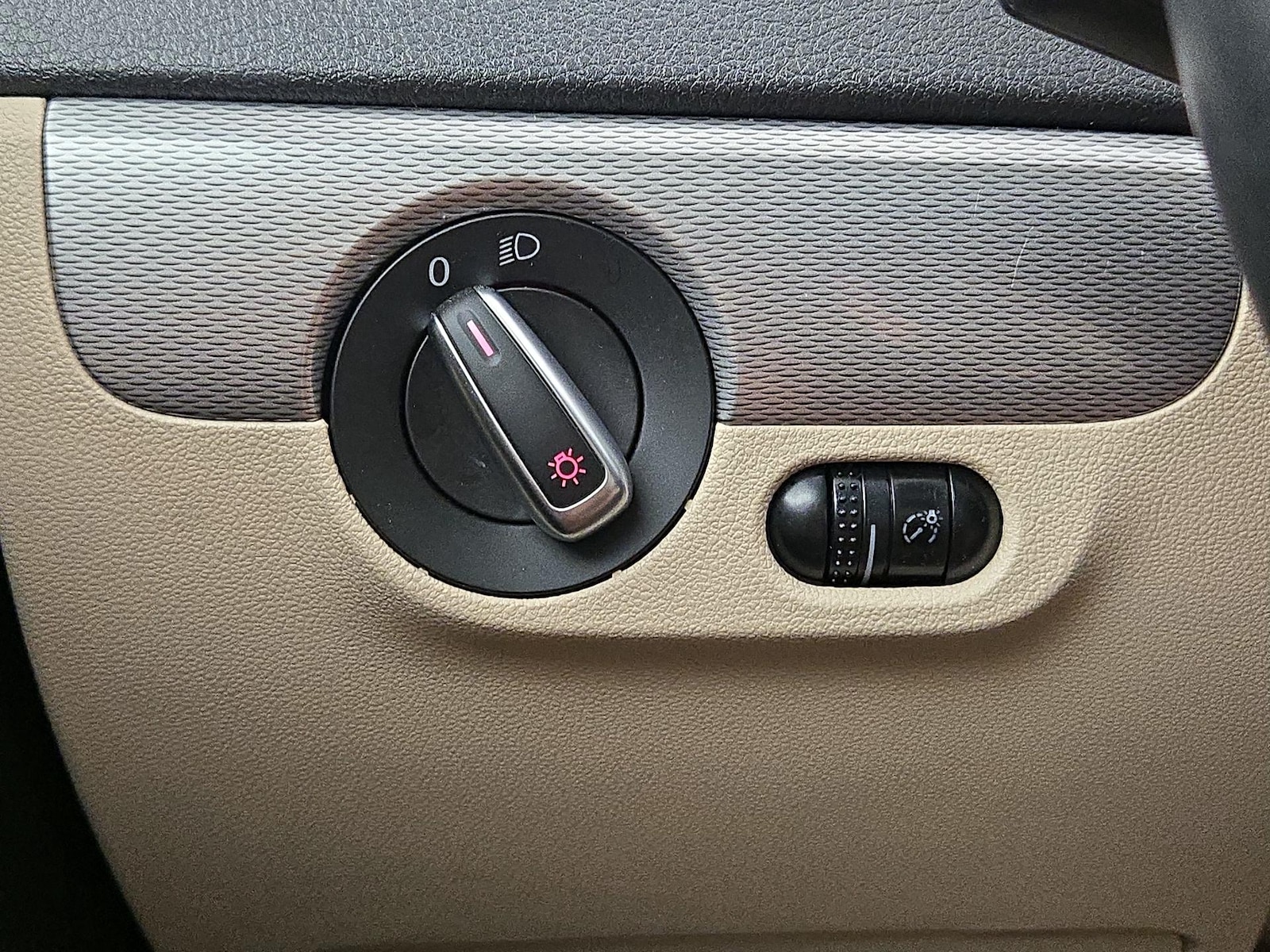 2016 Volkswagen Jetta SE - Photo 14