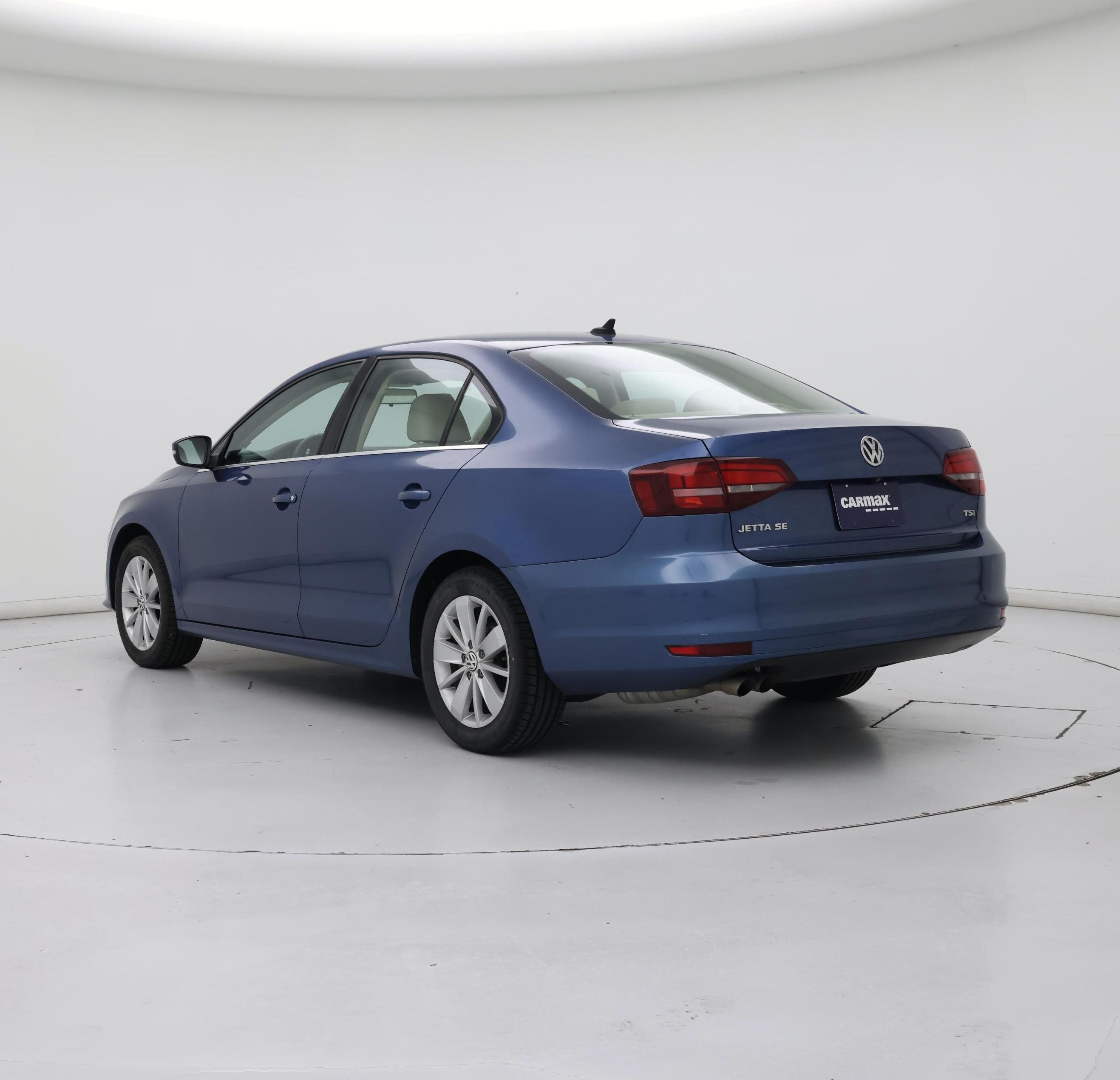 Thumbnail: 2016 Volkswagen Jetta - 2
