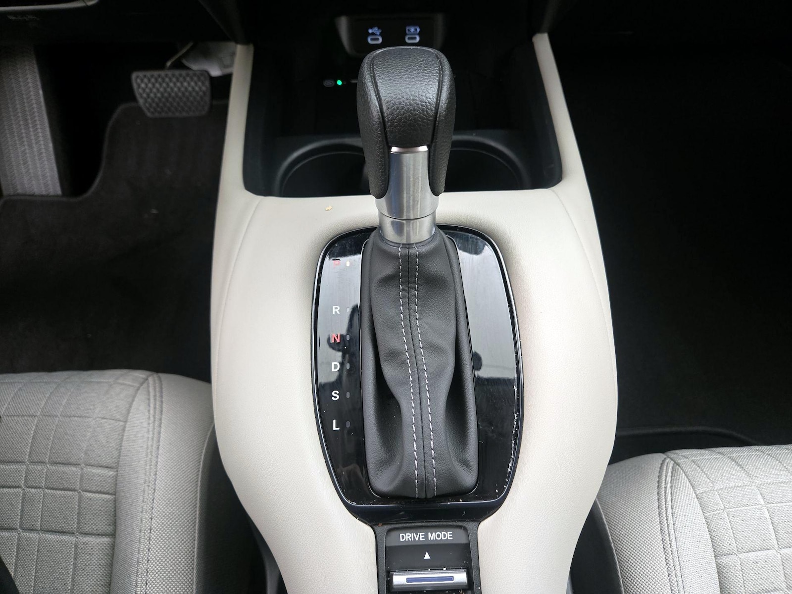 2026 Honda HR-V LX - Photo 17