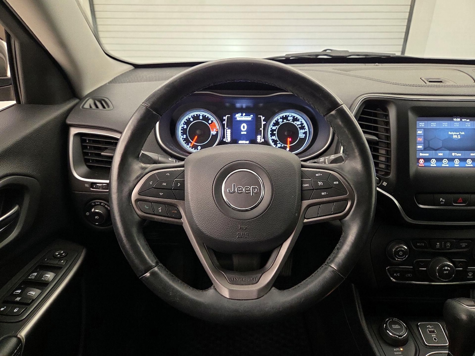 2020 Jeep Cherokee Latitude Plus - Photo 11