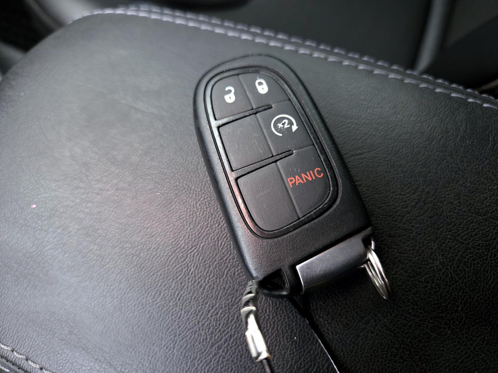 2020 Jeep Cherokee Latitude Plus - Photo 22