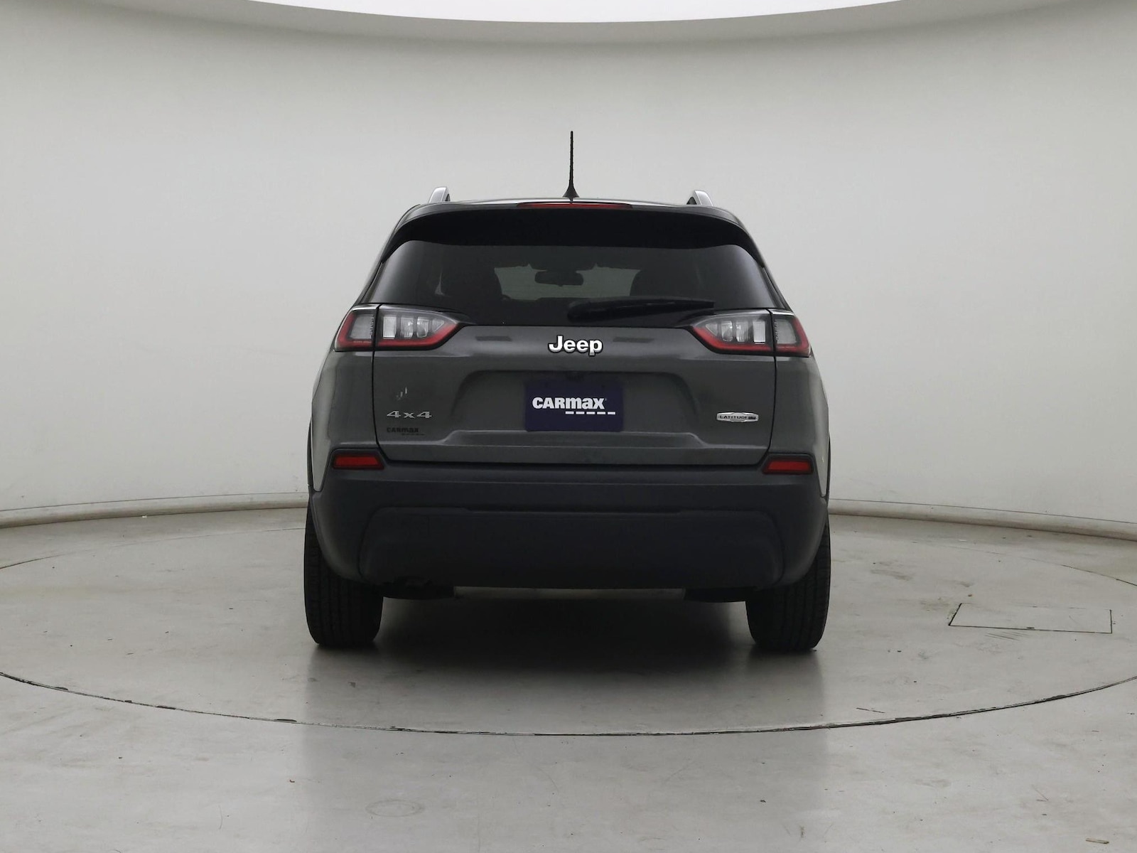 2020 Jeep Cherokee Latitude Plus - Photo 7