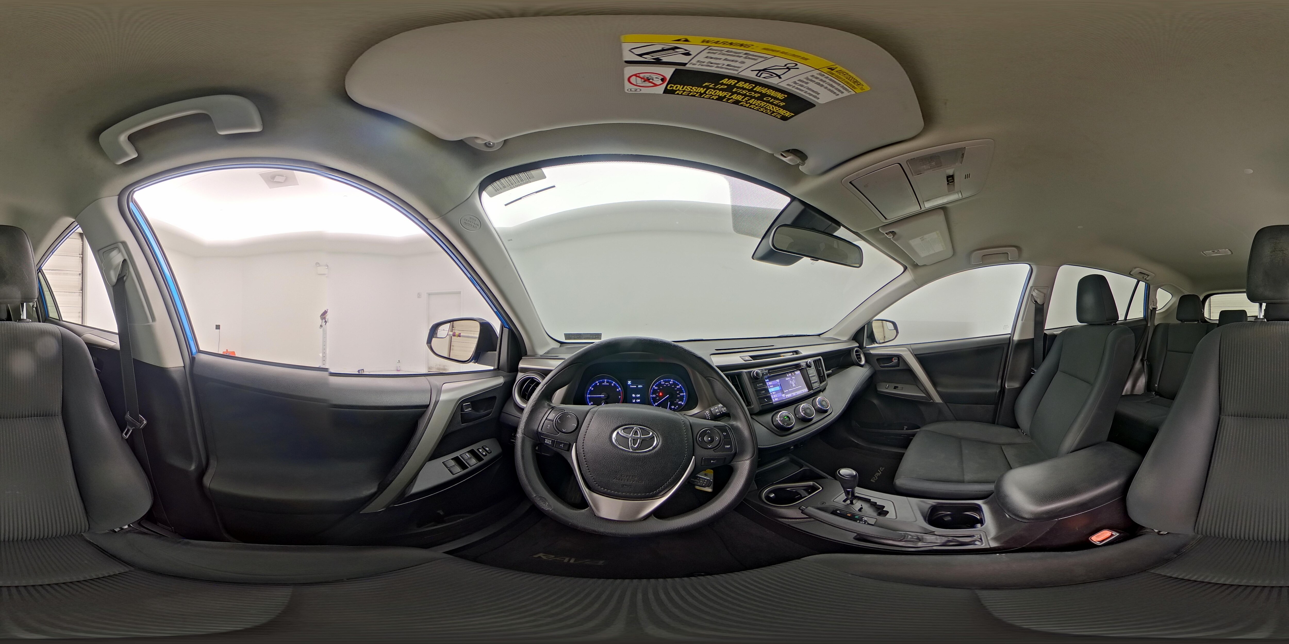 2017 Toyota RAV4 LE - Photo 25