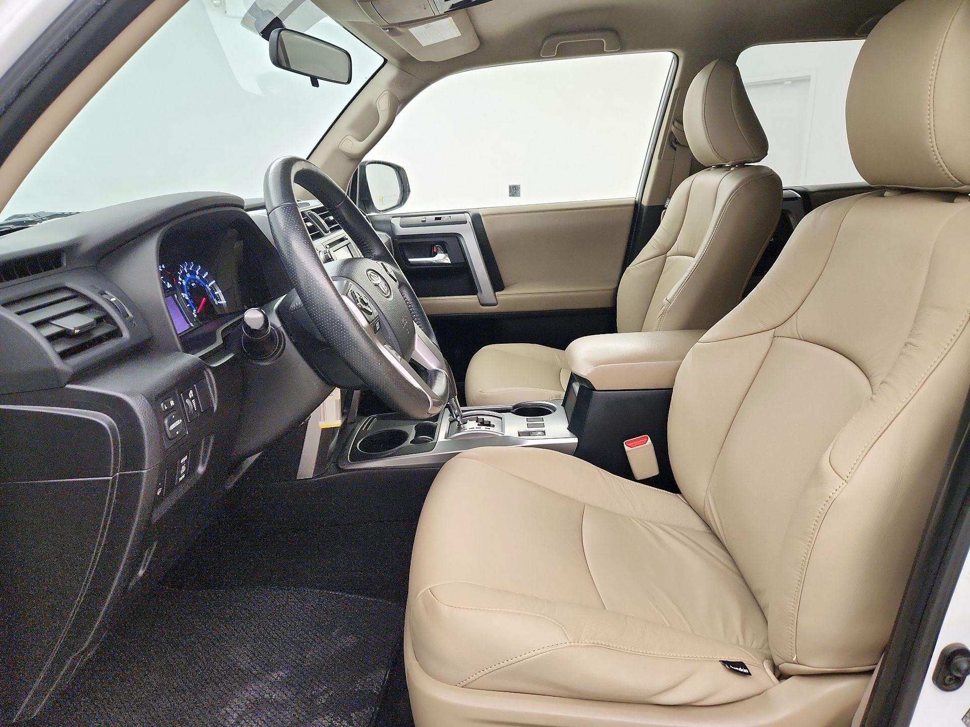 Thumbnail: 2017 Toyota 4Runner - 11