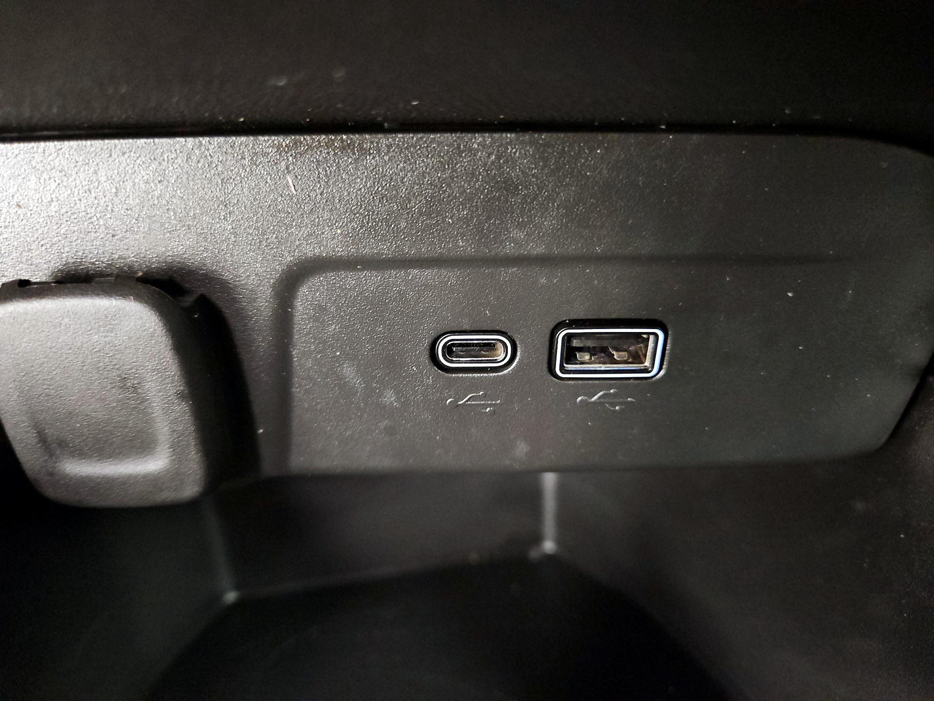 Thumbnail: 2024 Chevrolet Trax - 18