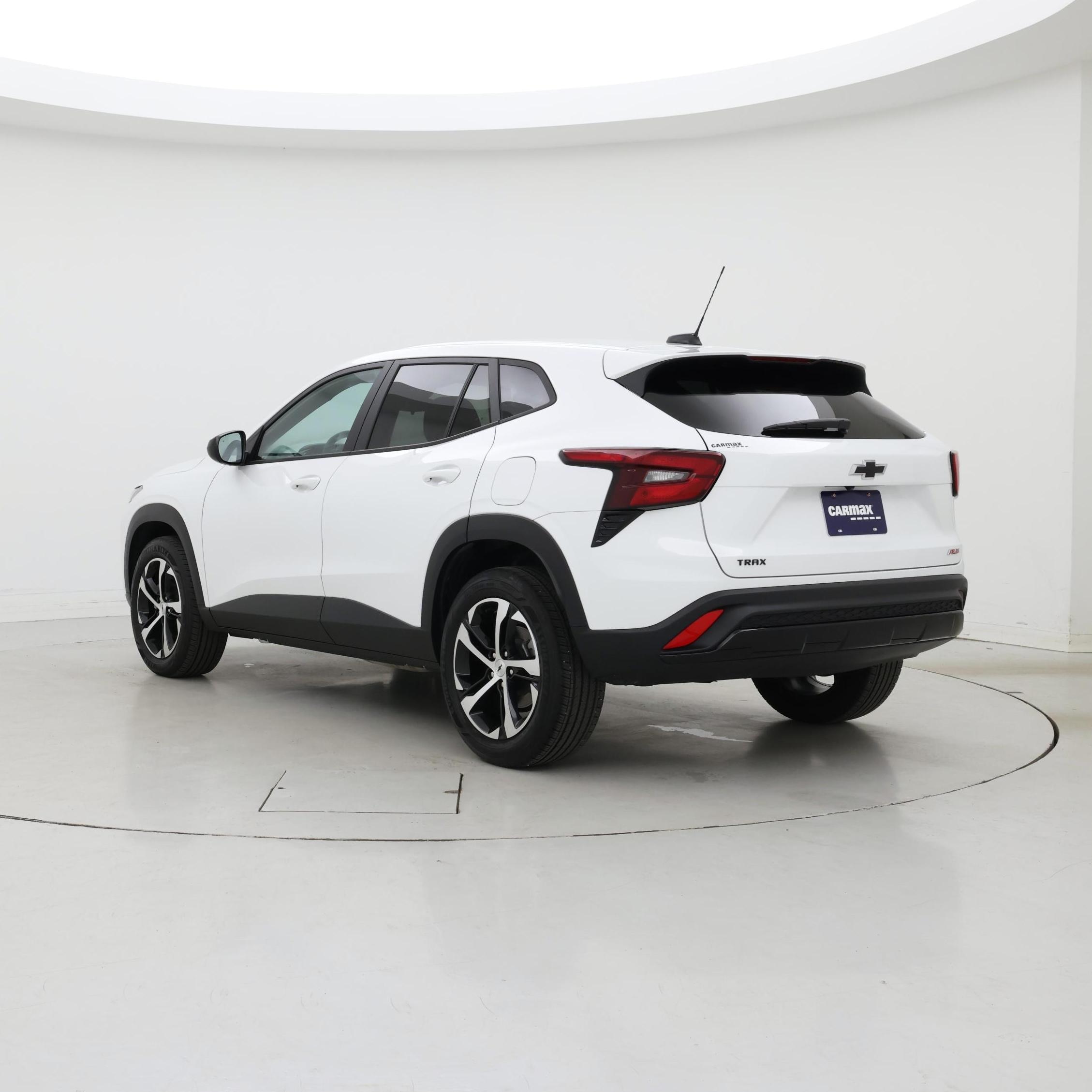 Thumbnail: 2024 Chevrolet Trax - 2