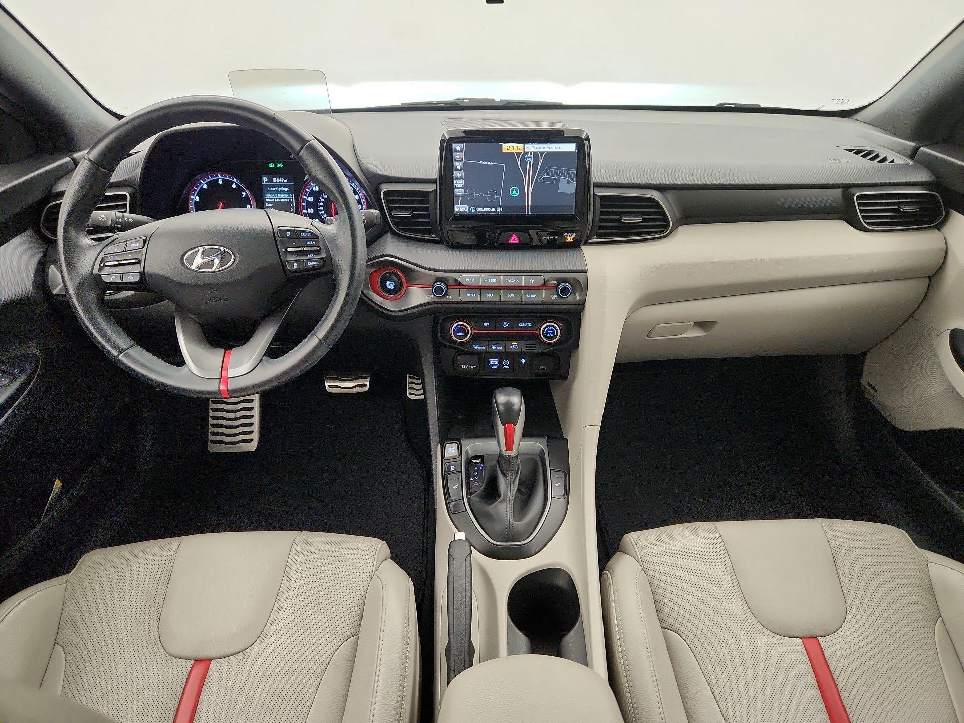 Thumbnail: 2020 Hyundai Veloster - 9