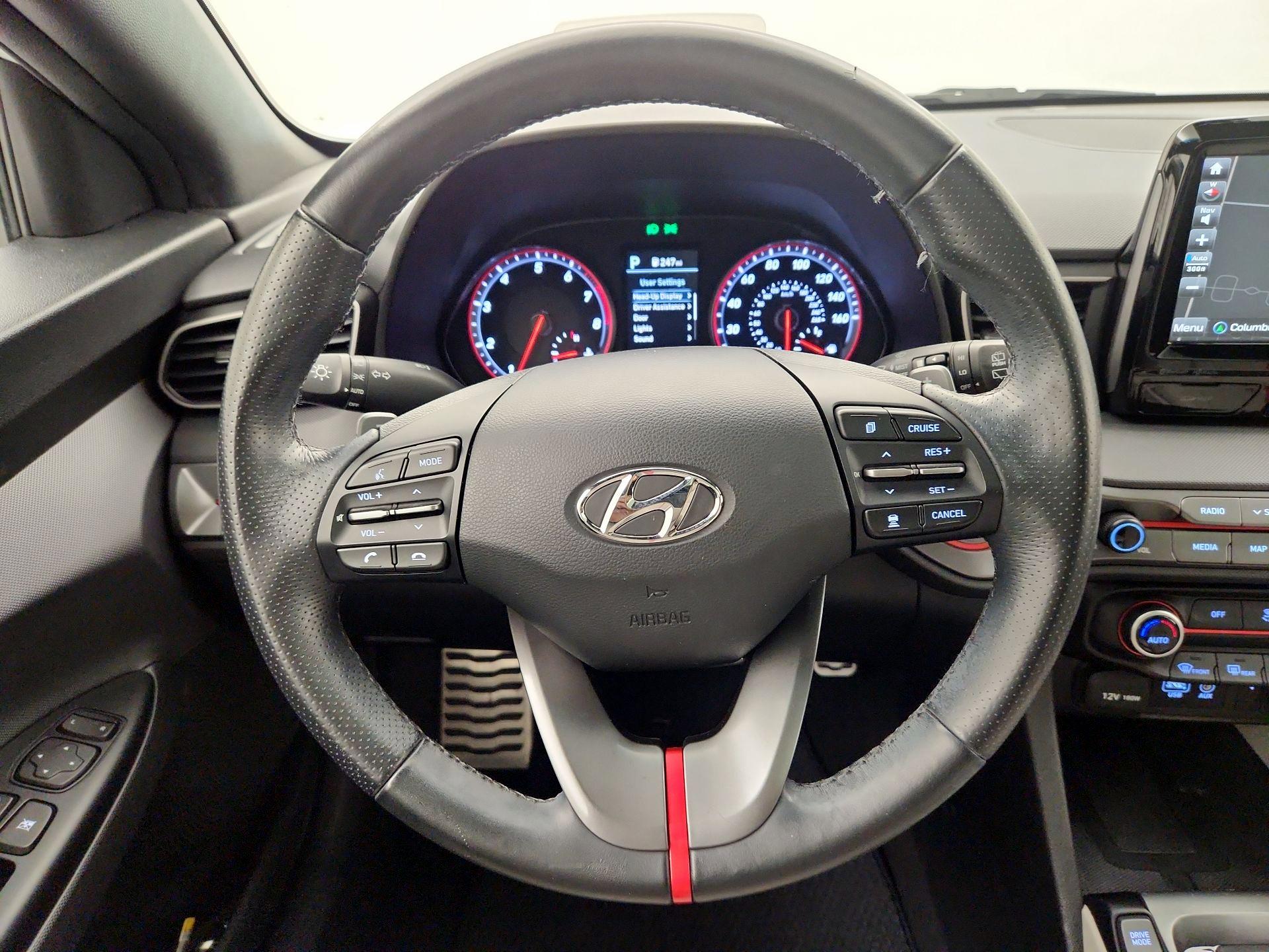 Thumbnail: 2020 Hyundai Veloster - 10