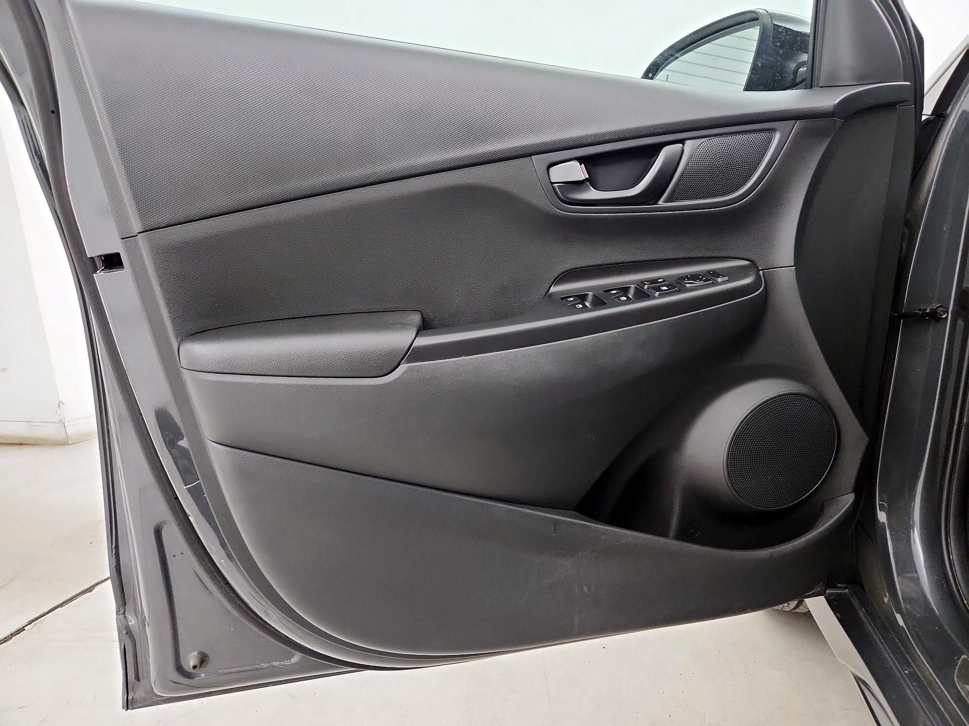 Thumbnail: 2023 Hyundai Kona - 12