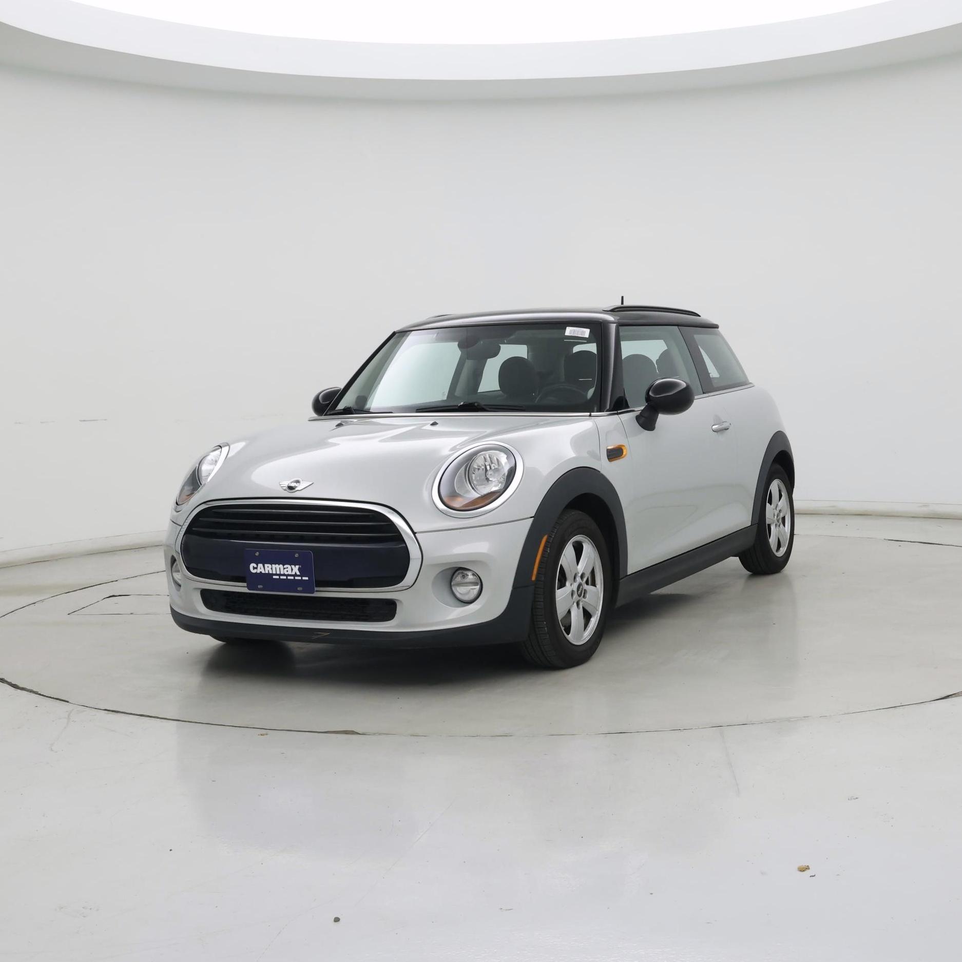 Thumbnail: 2016 MINI Cooper Hardtop - 4
