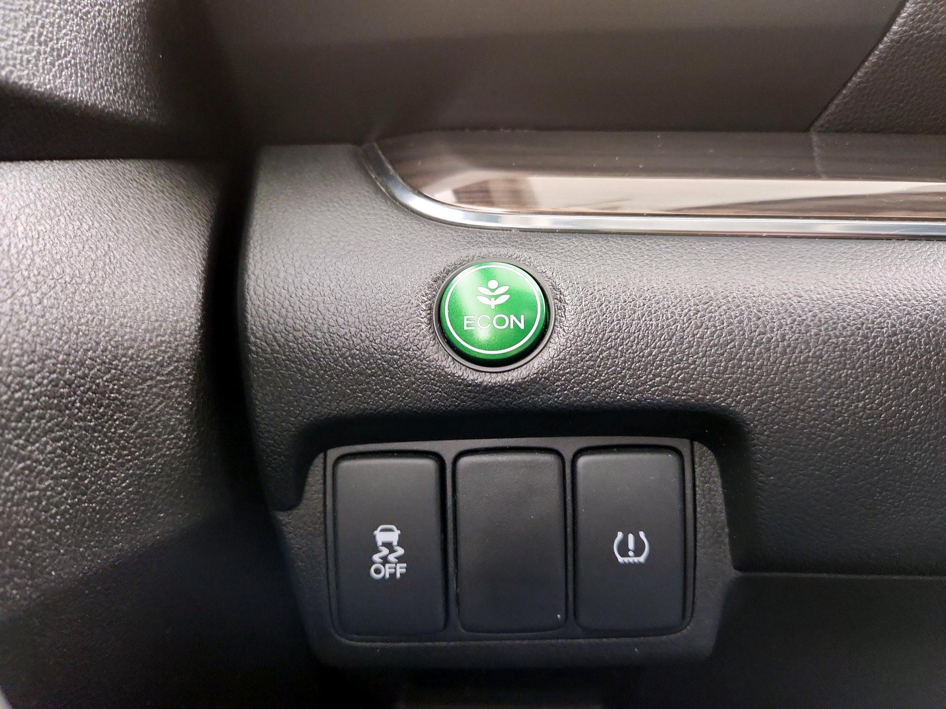 Thumbnail: 2016 Honda CR-V - 13